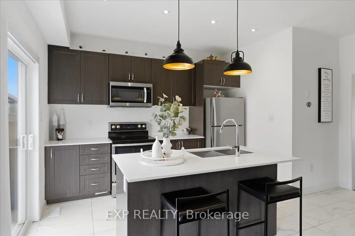11 Catamaran Drive