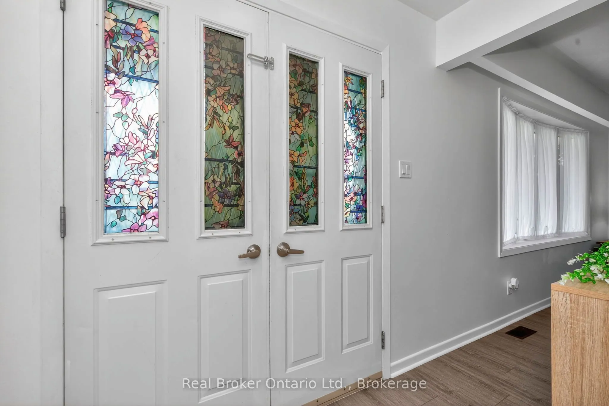 647 Manly Street
