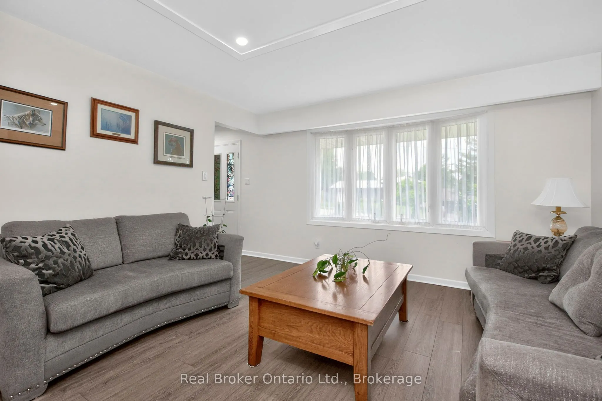 647 Manly Street