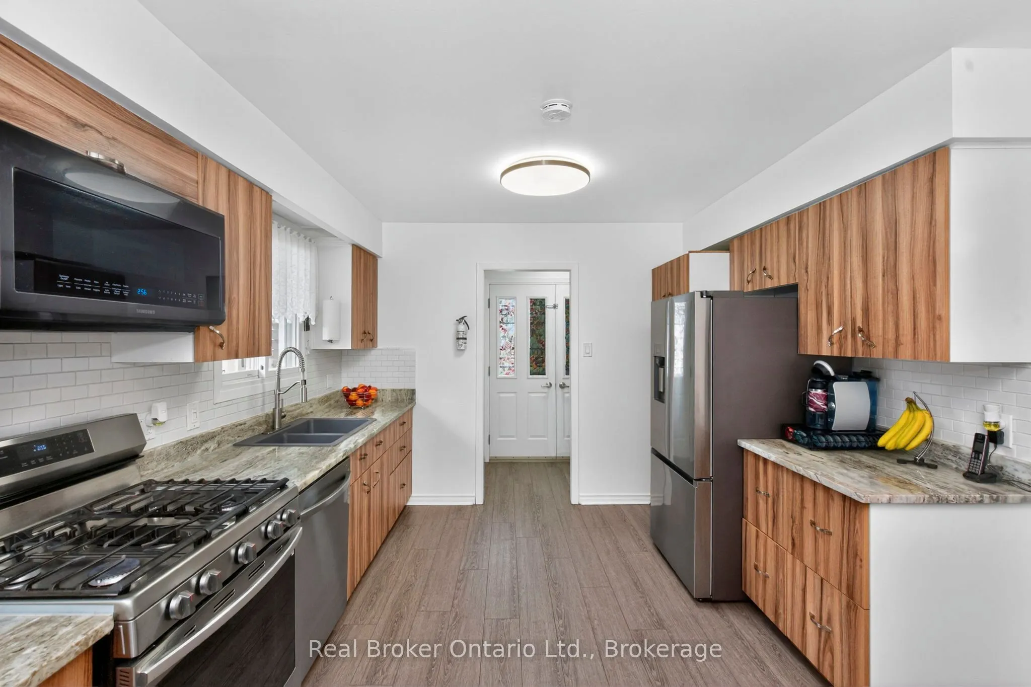 647 Manly Street