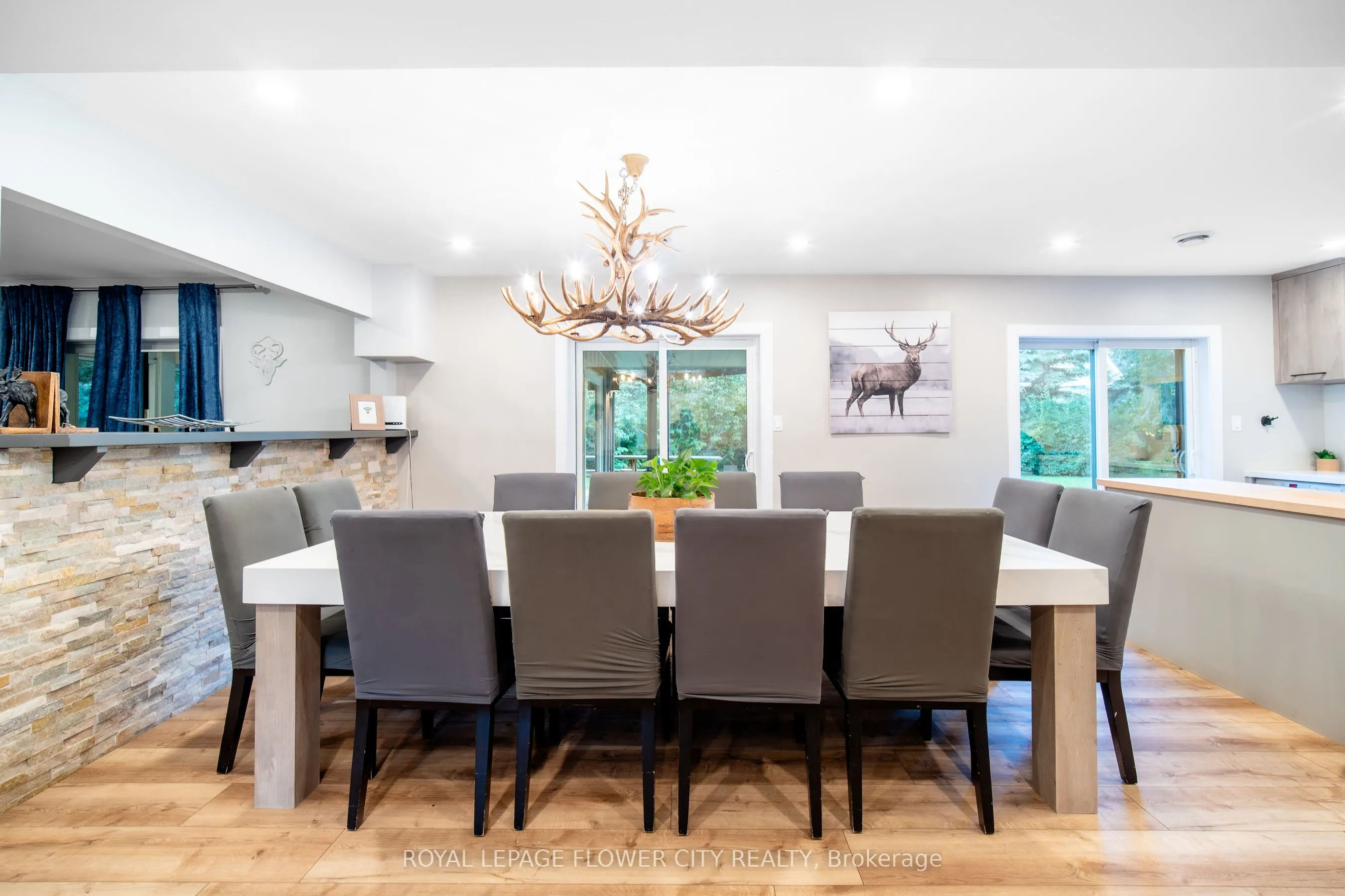 734 Mountain Road