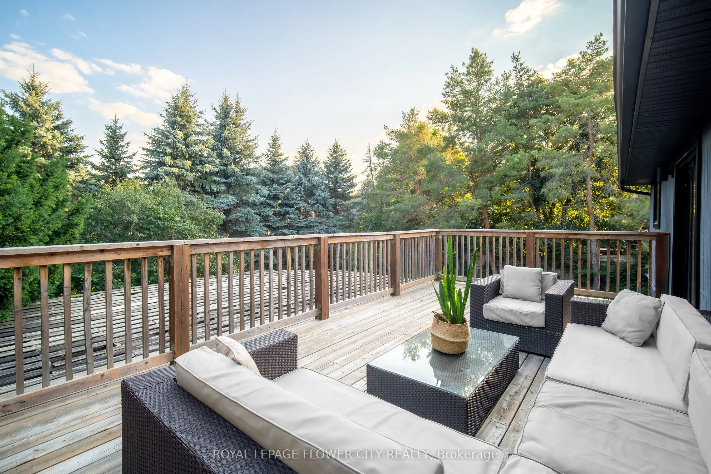 734 Mountain Road