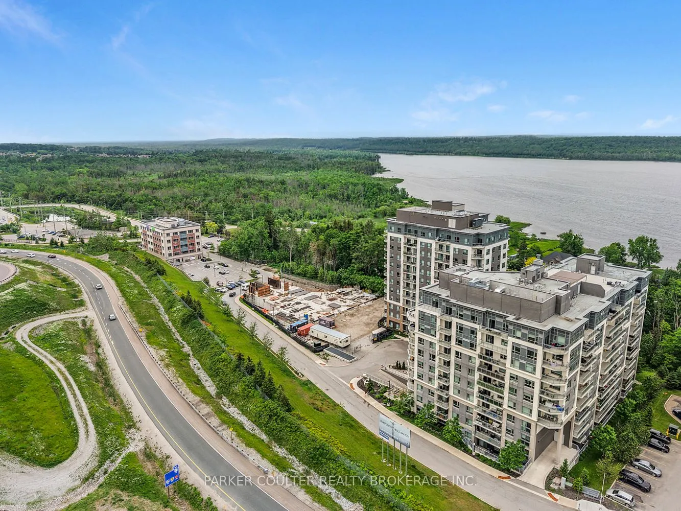 58 Lakeside Terrace #909