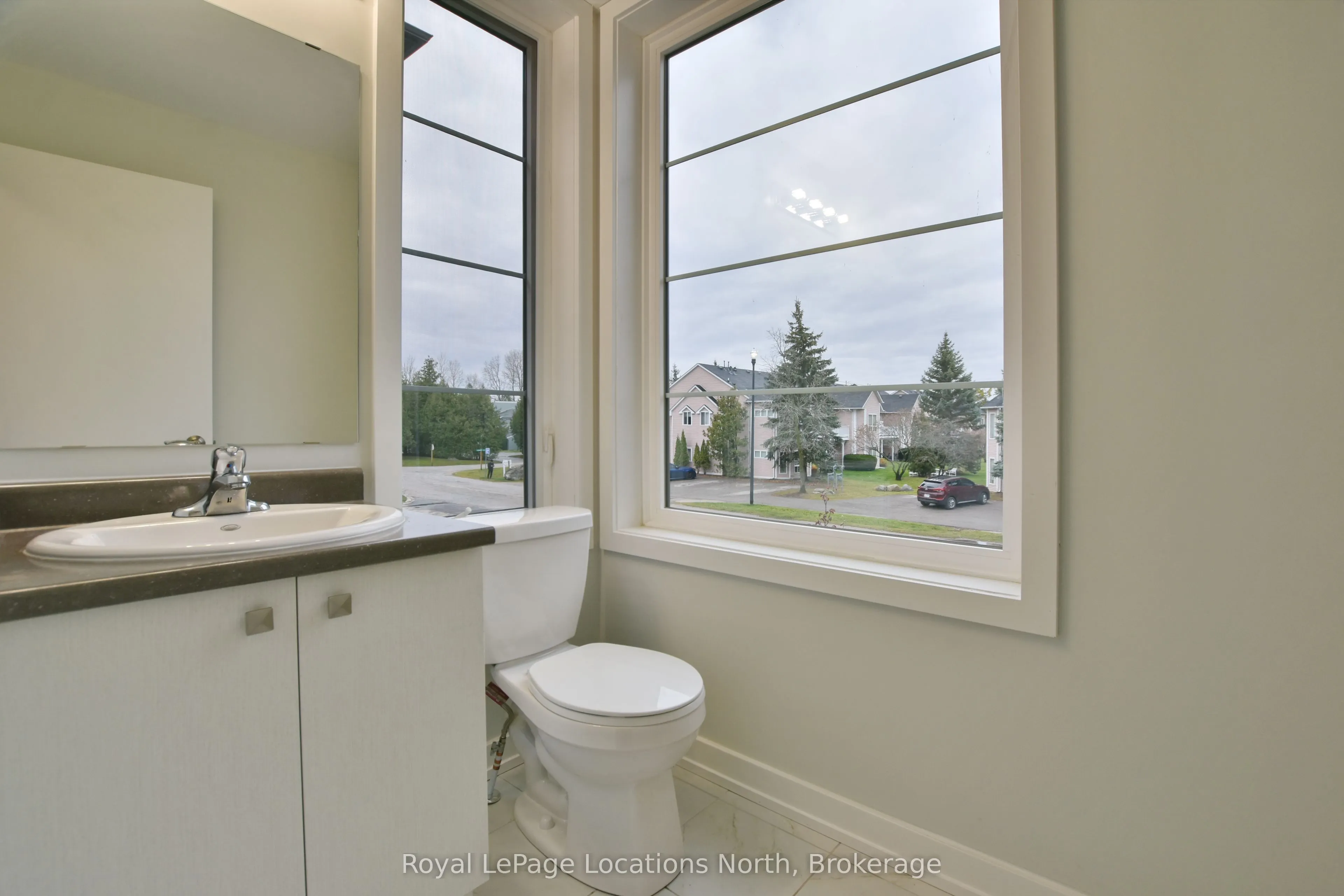 35 Dawson Drive #5