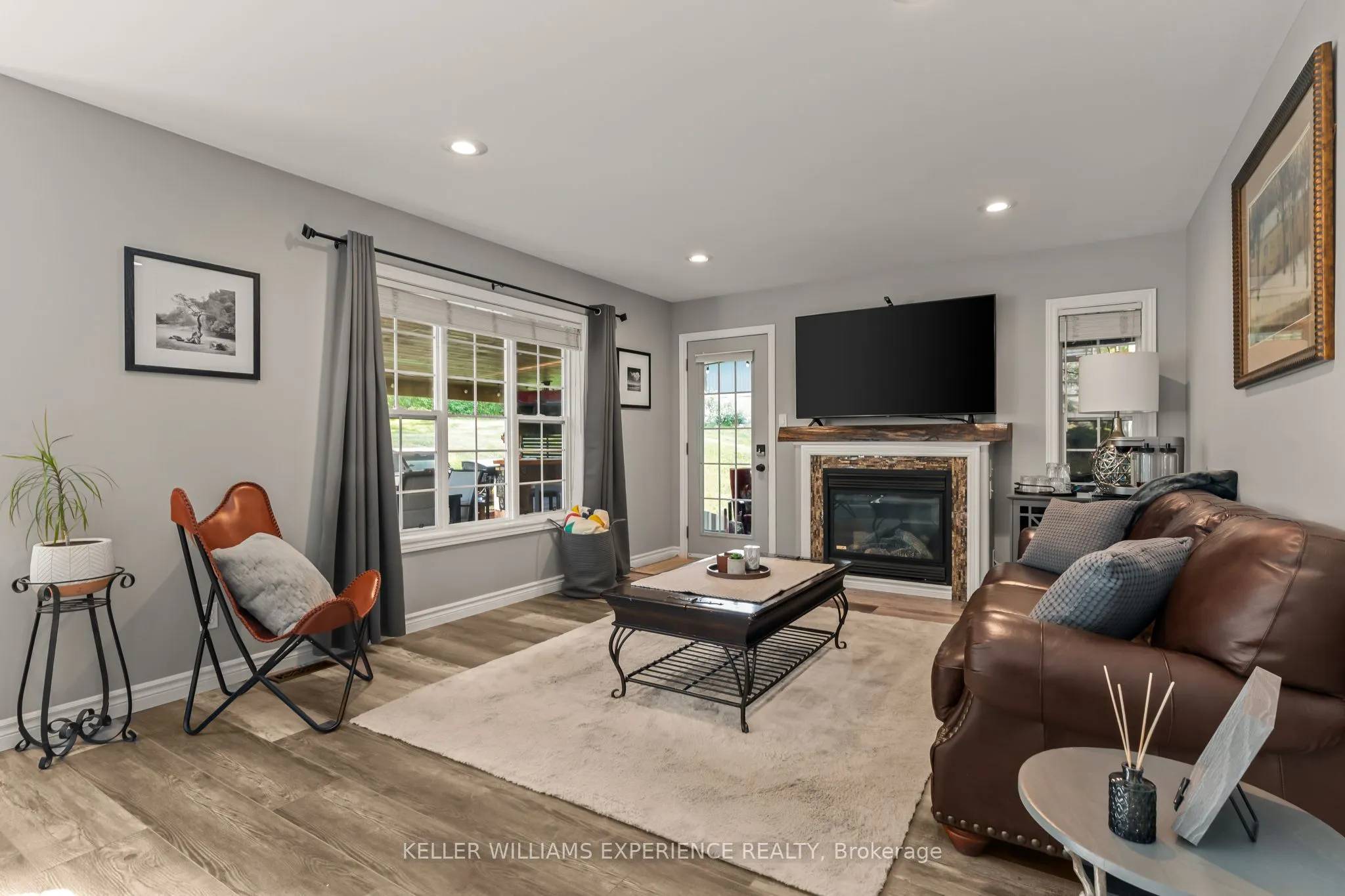 4254 Forest Wood Drive