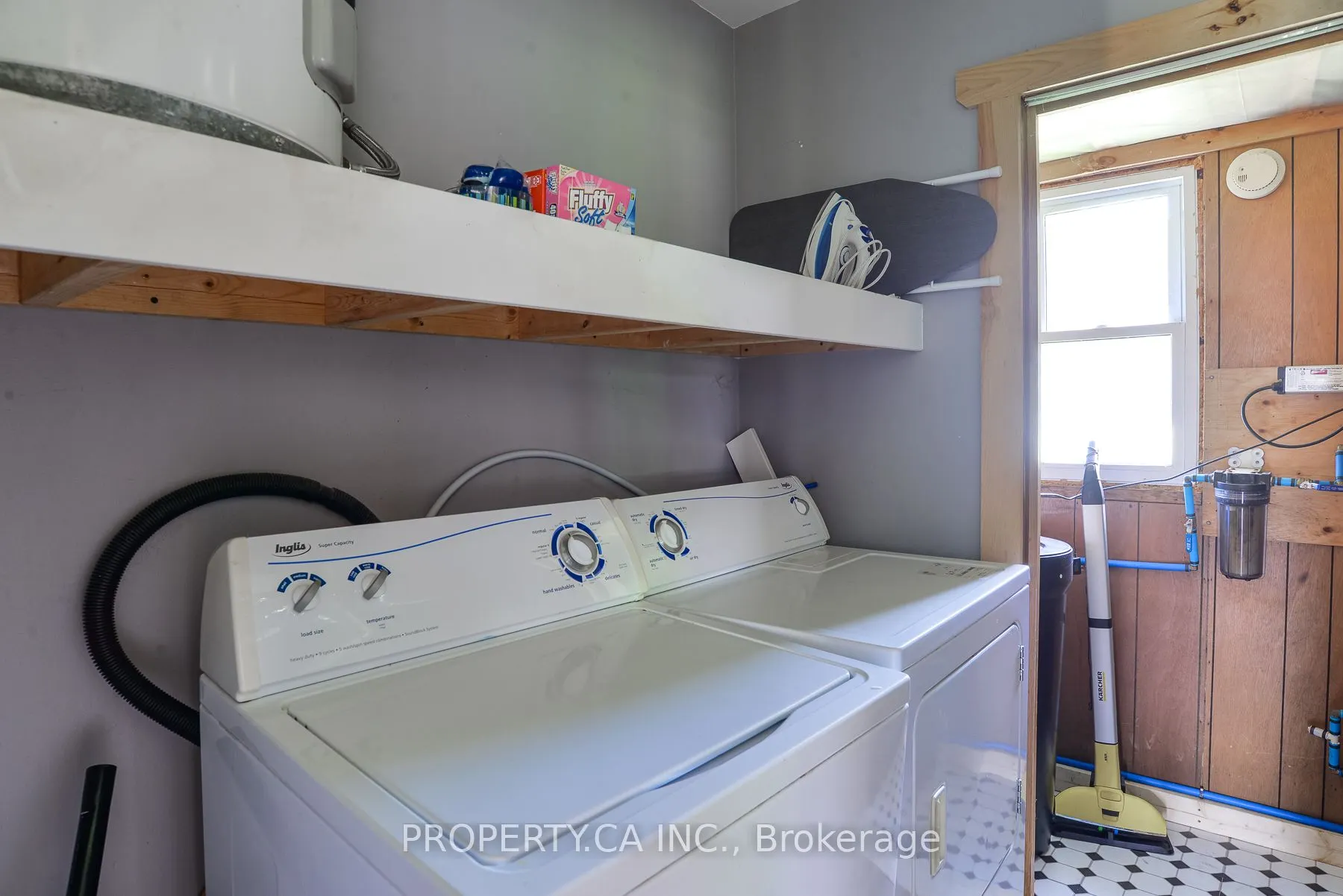 4099 Glen Cedar Drive