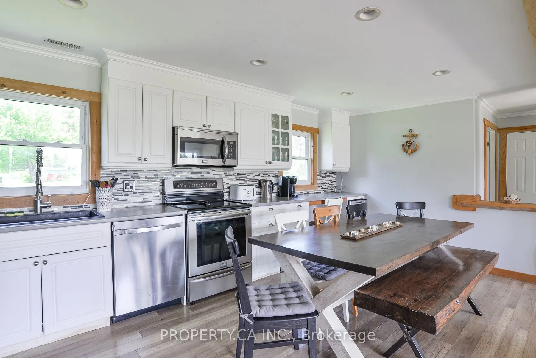 4099 Glen Cedar Drive