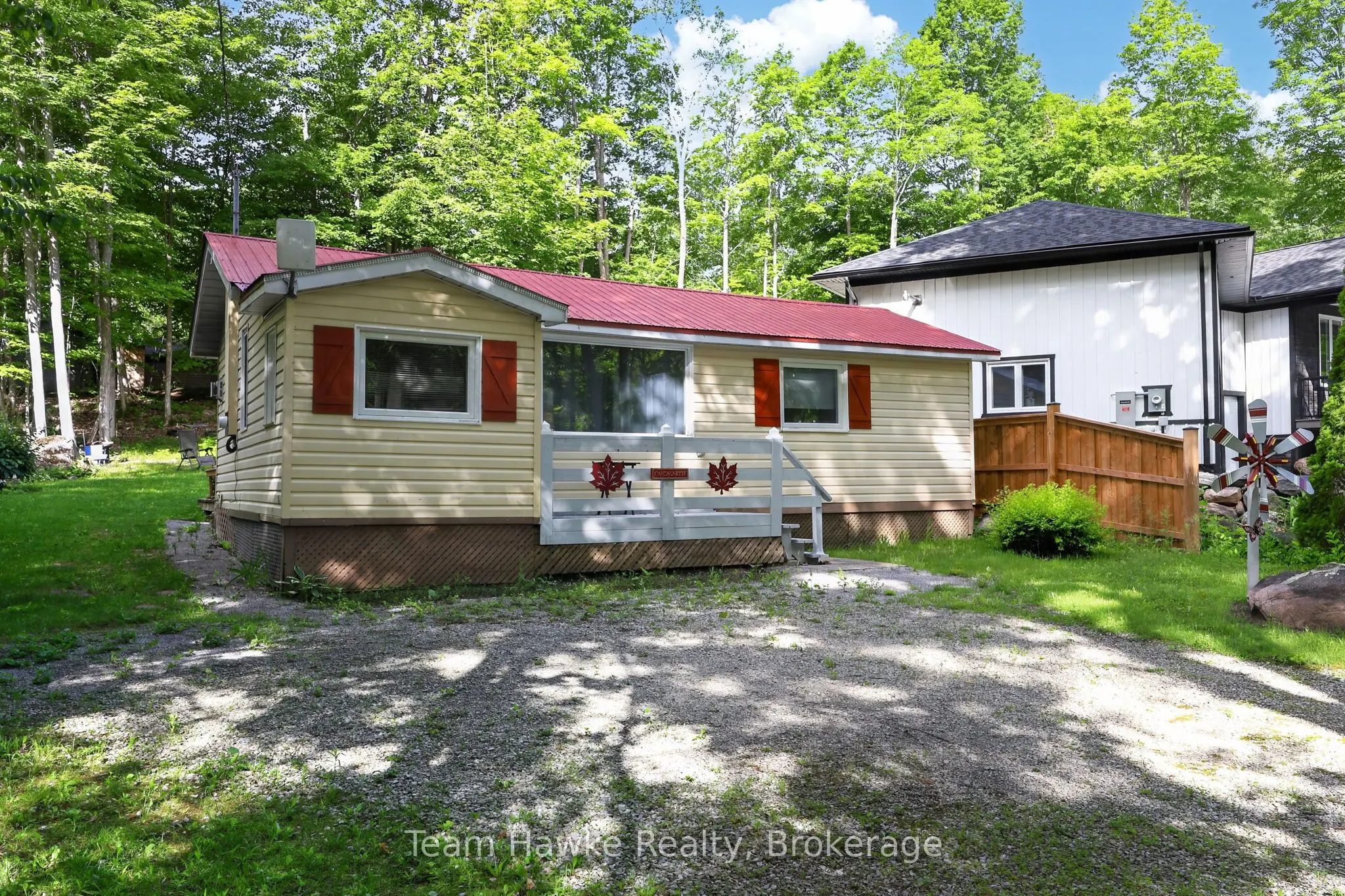 48 Mcarthur Drive