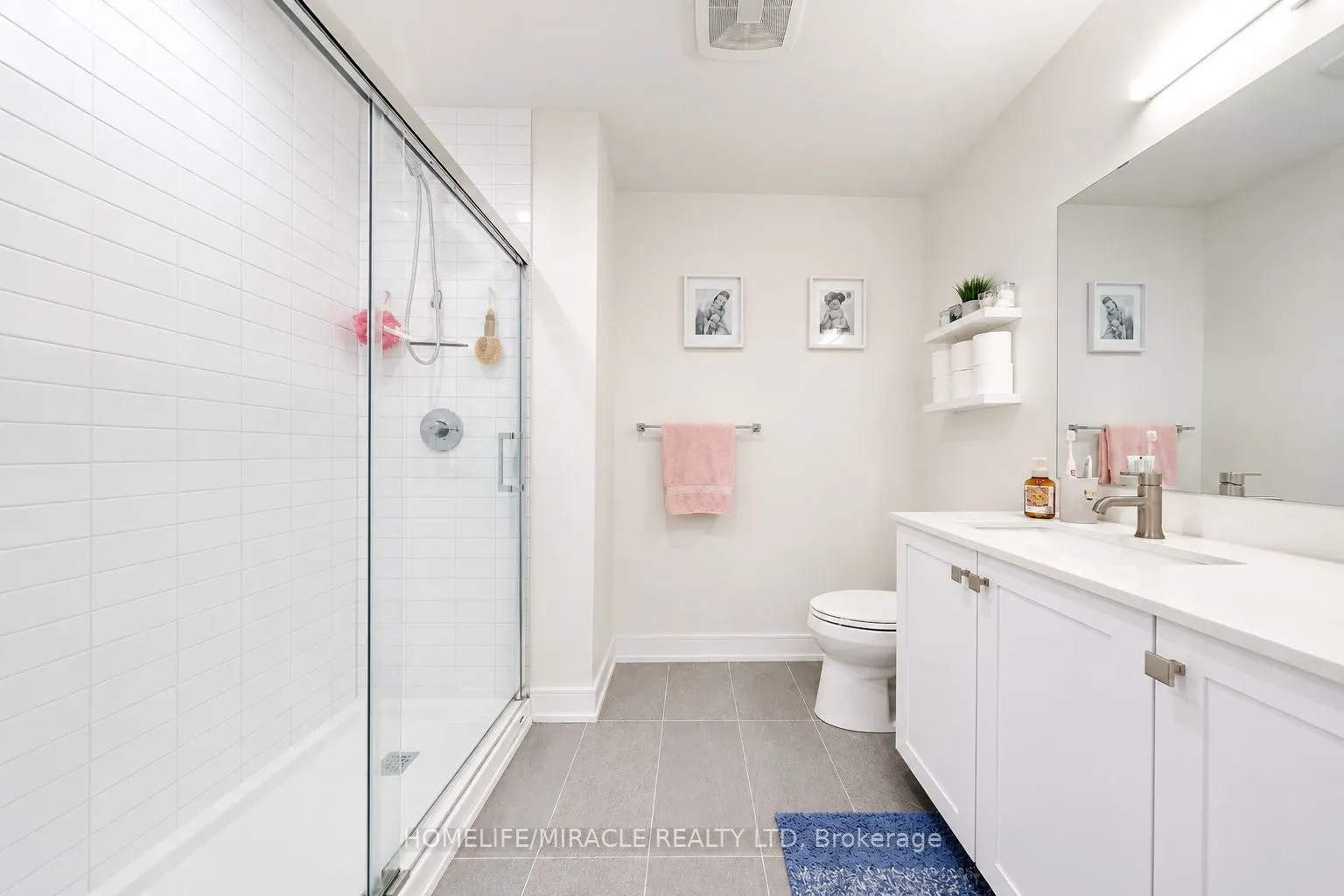 121 Mary Street #322