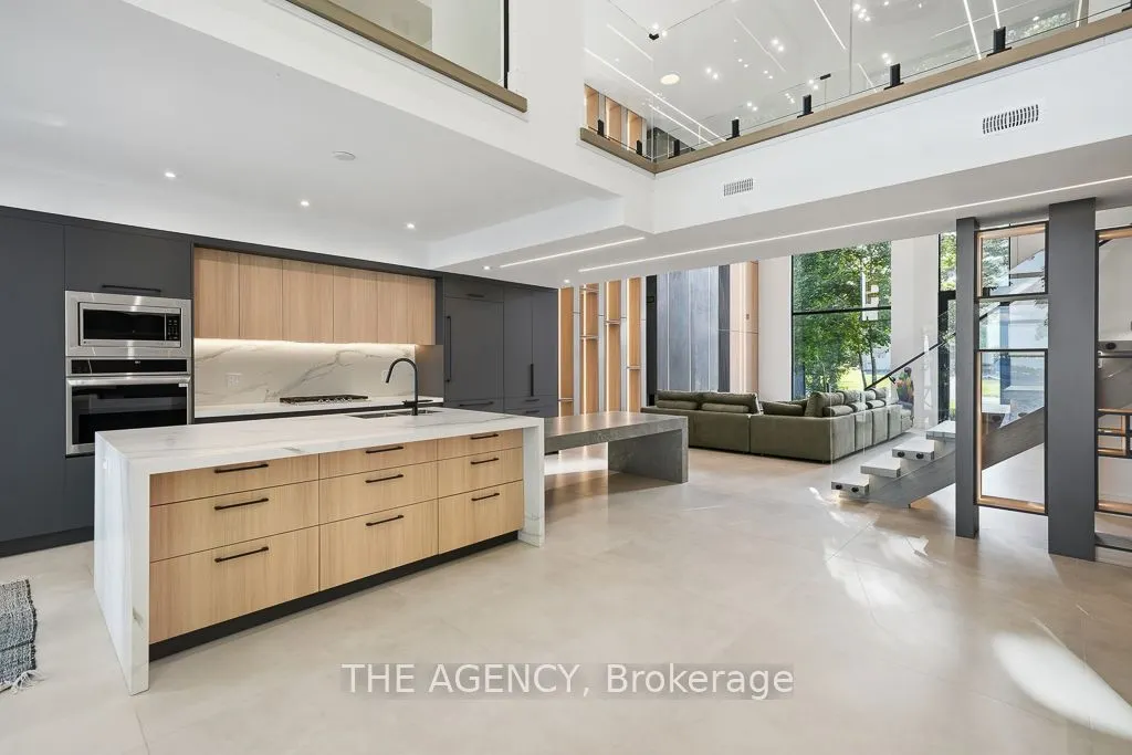 2707 Lakeside Drive