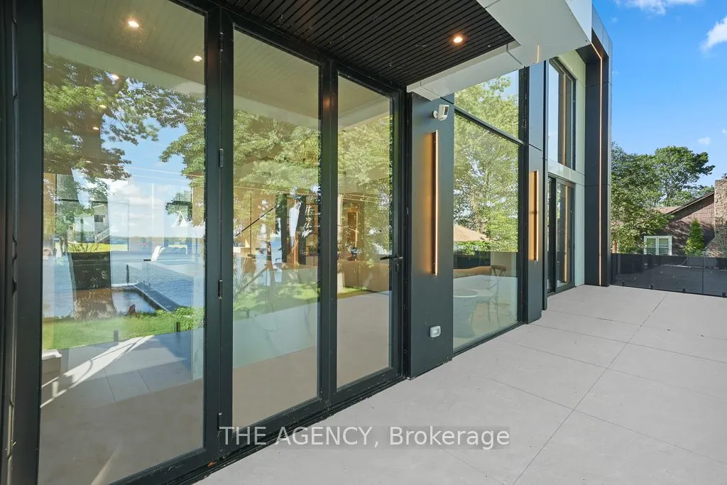 2707 Lakeside Drive