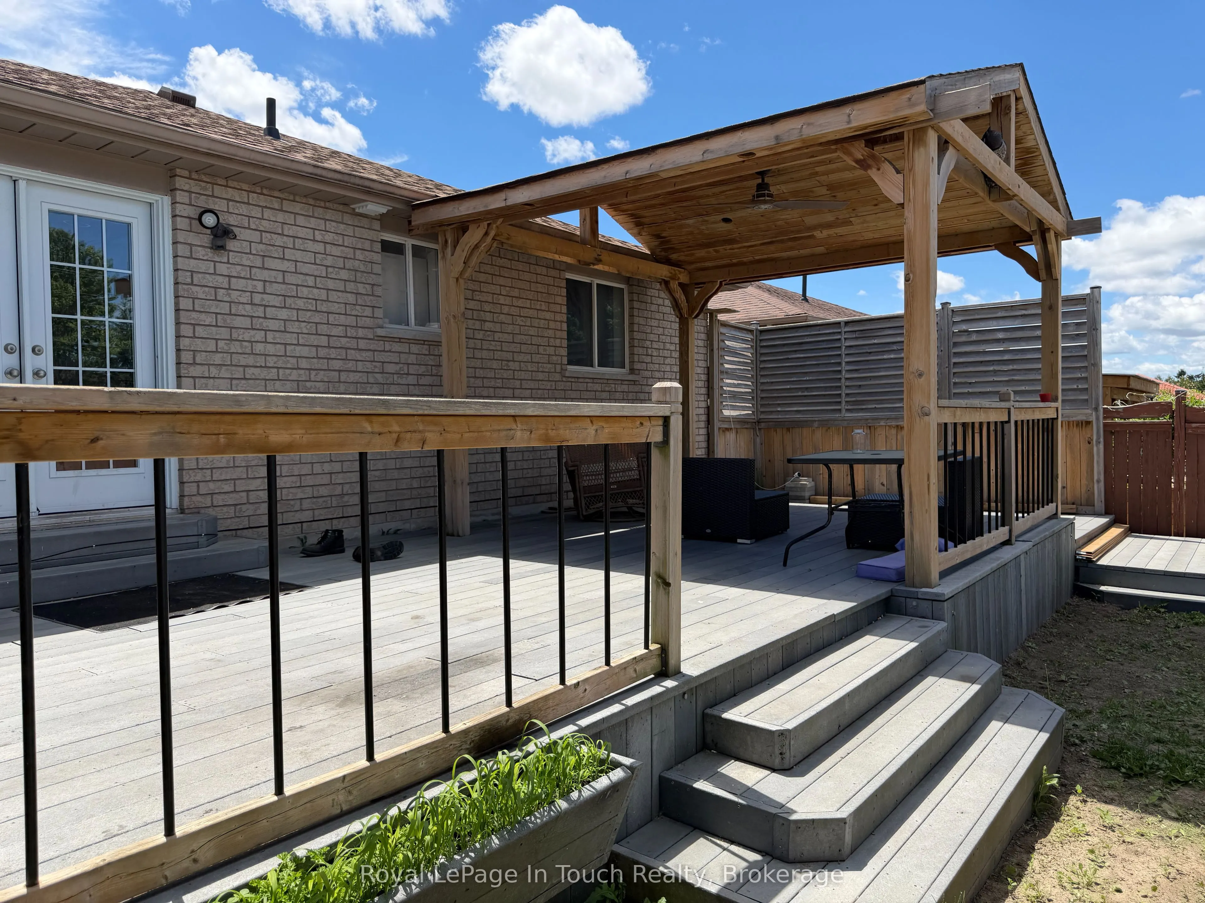 4 Danielle Crescent