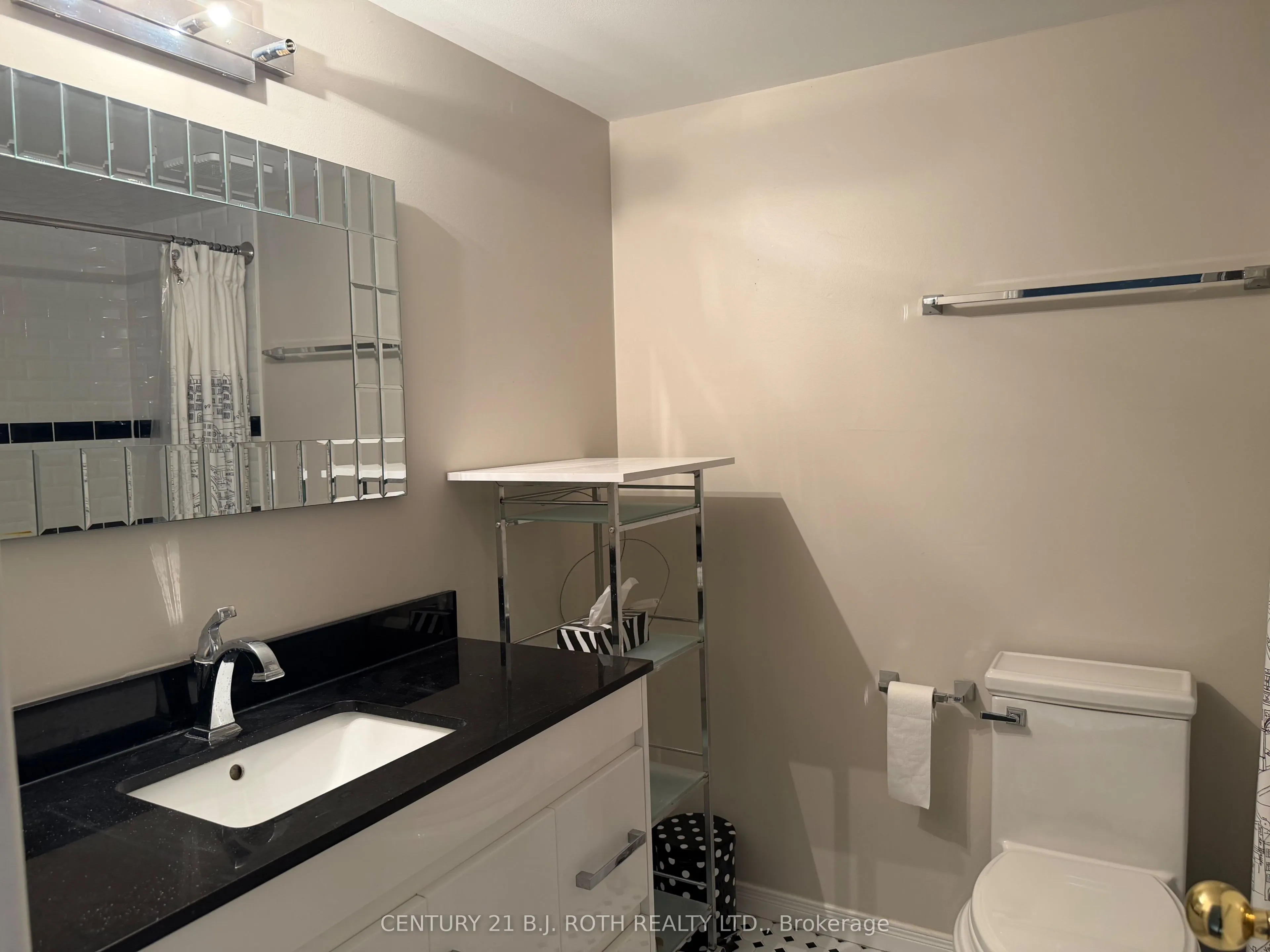 2 Laguna Parkway #2