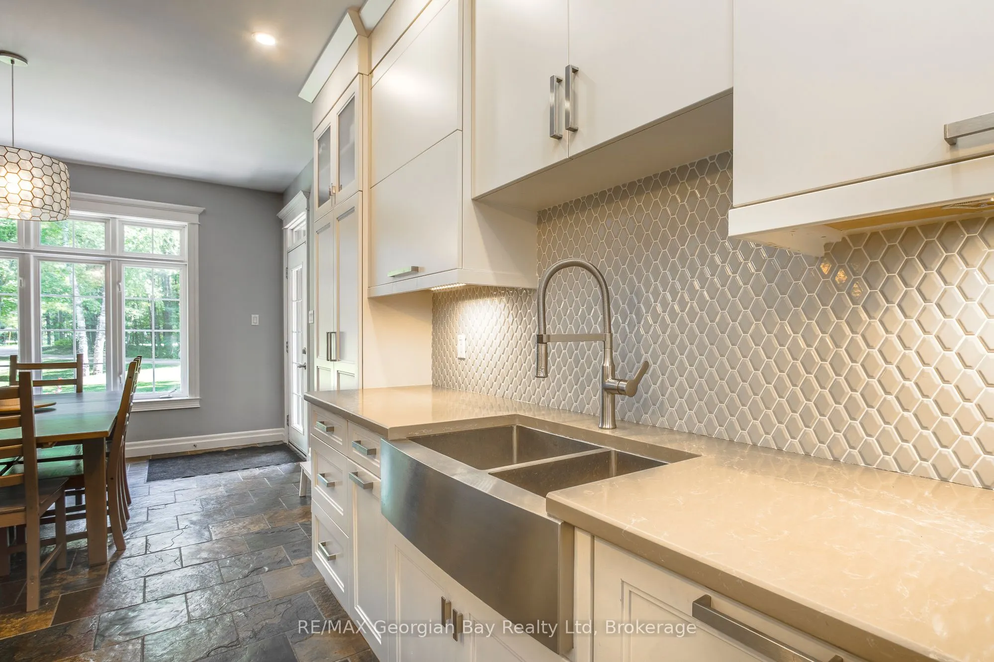 1620 Golf Link Road