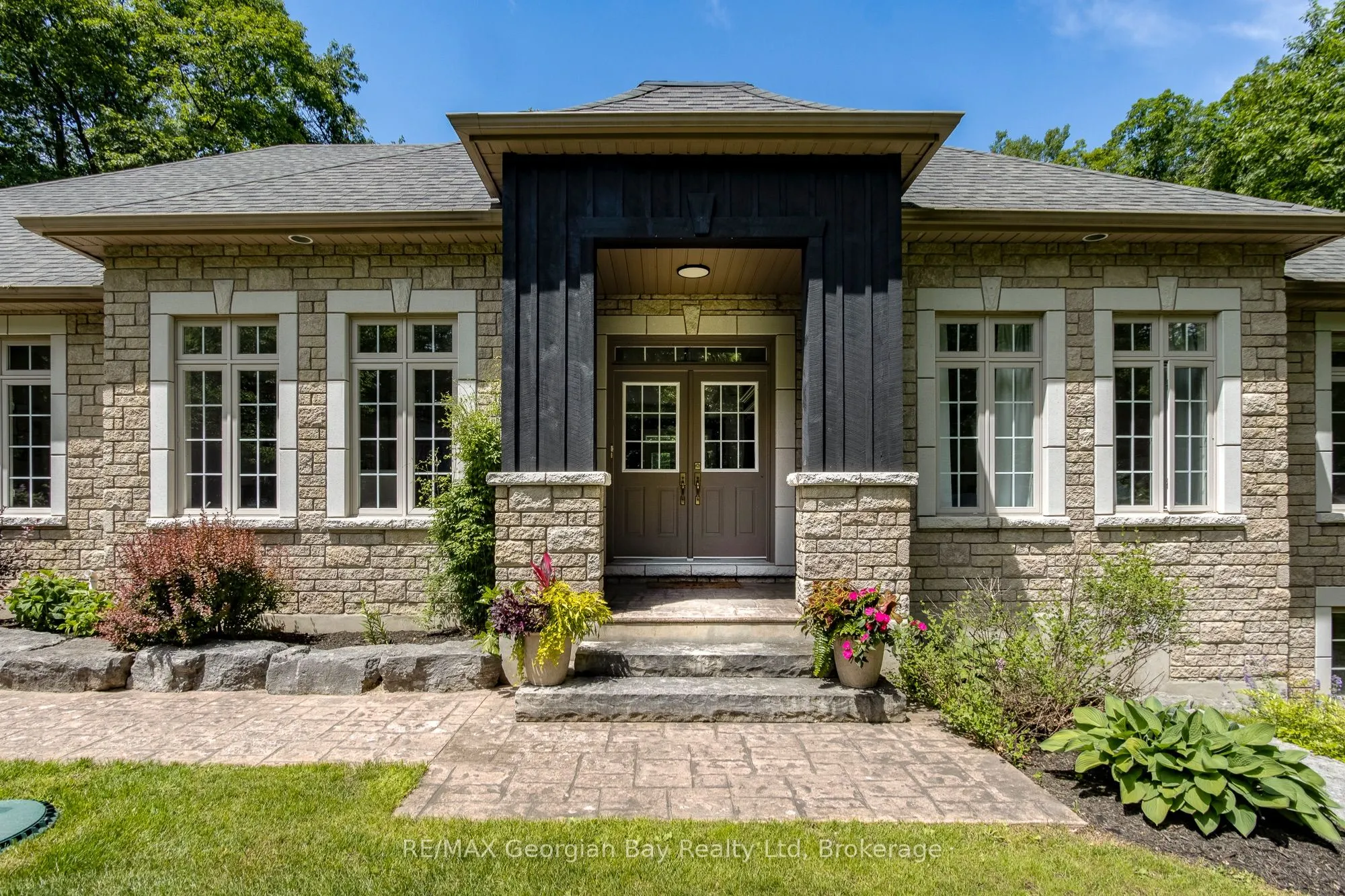 1620 Golf Link Road
