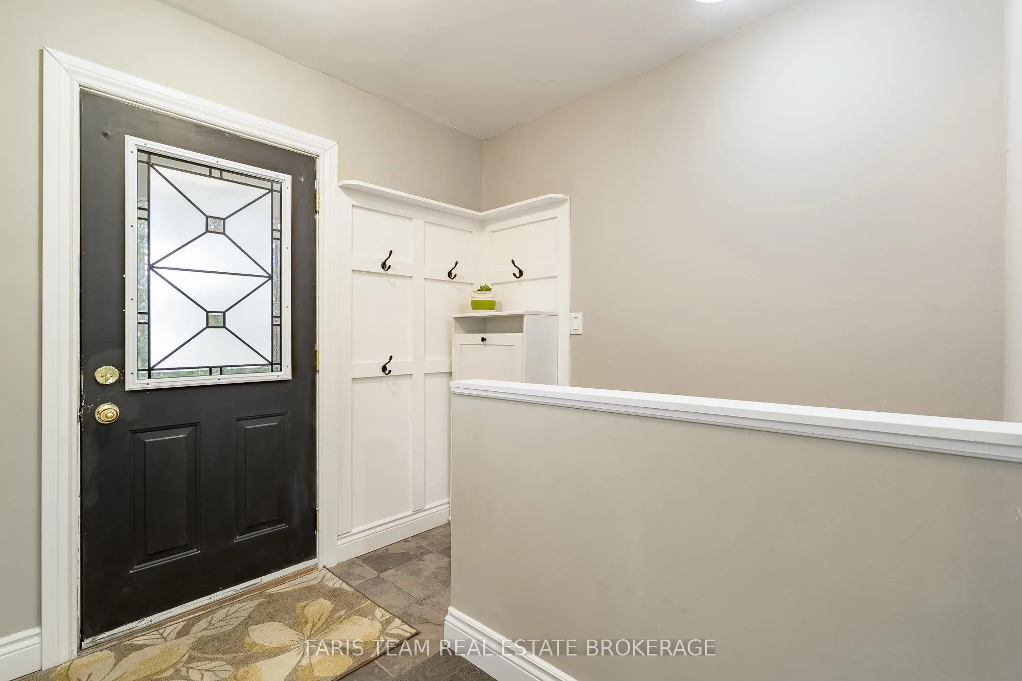 10 Karen Crescent