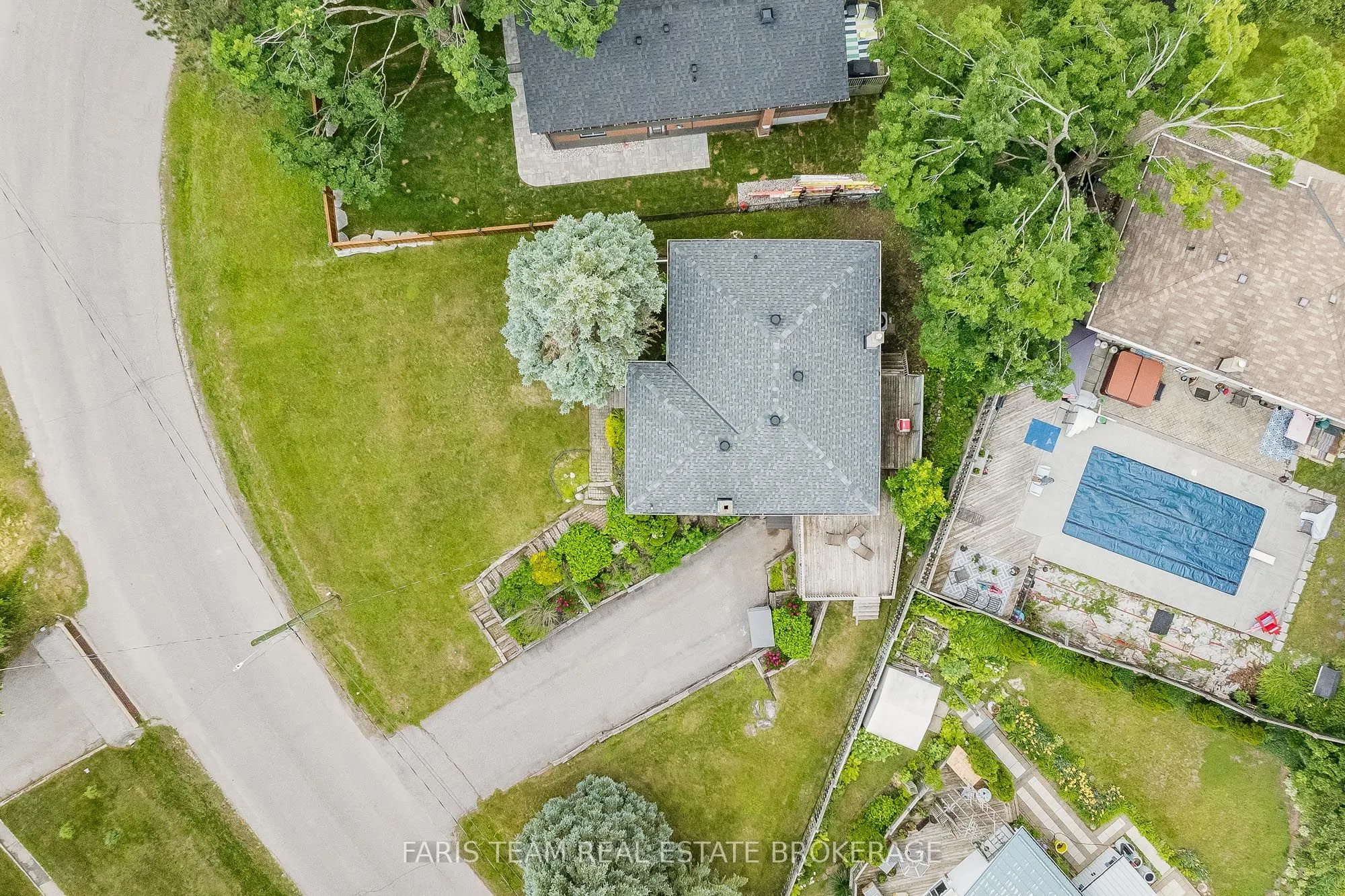 10 Karen Crescent