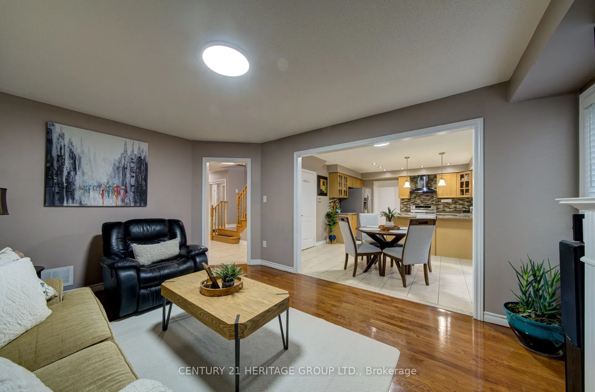 11 Maple Crown Terrace S