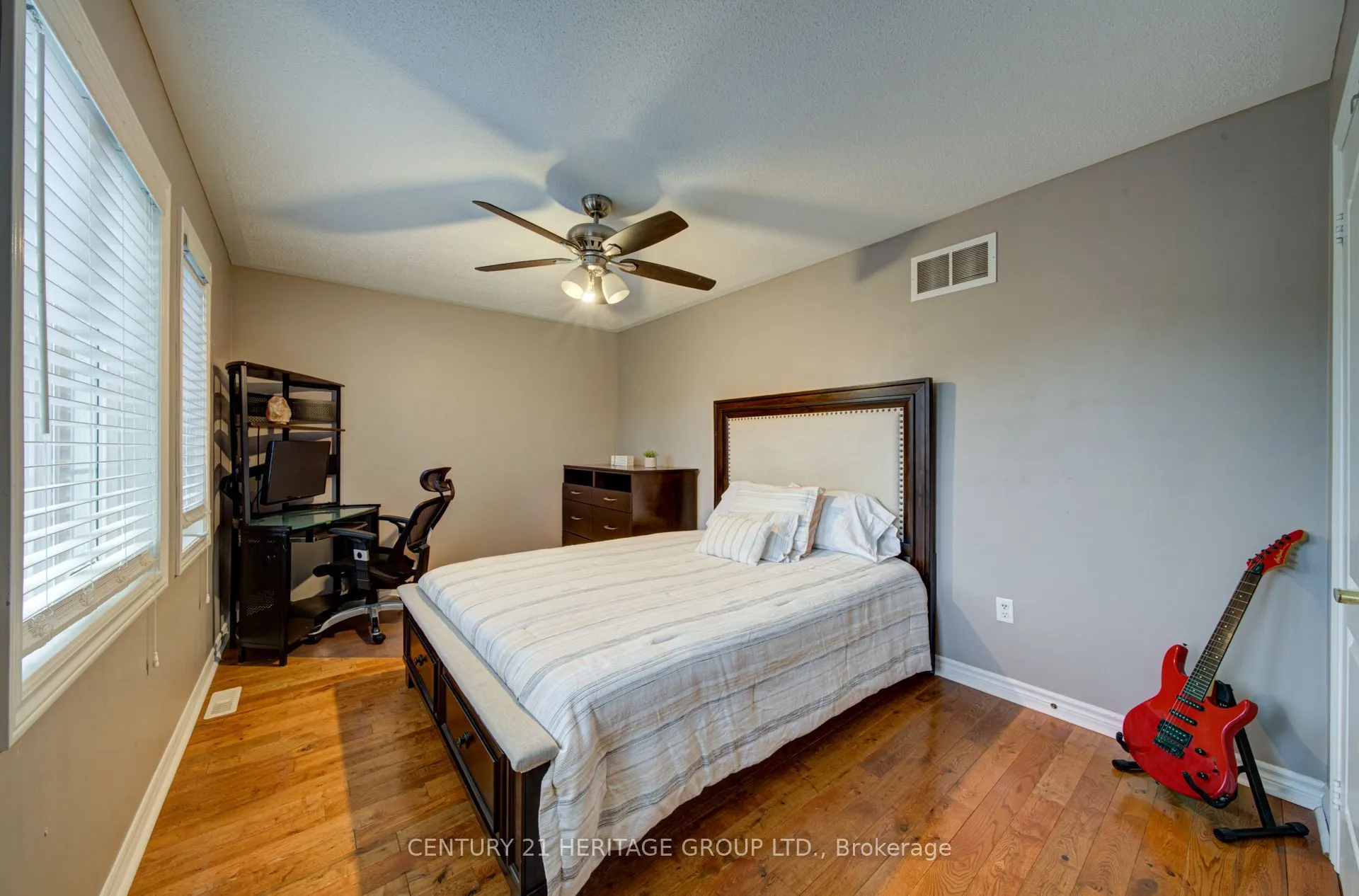 11 Maple Crown Terrace S
