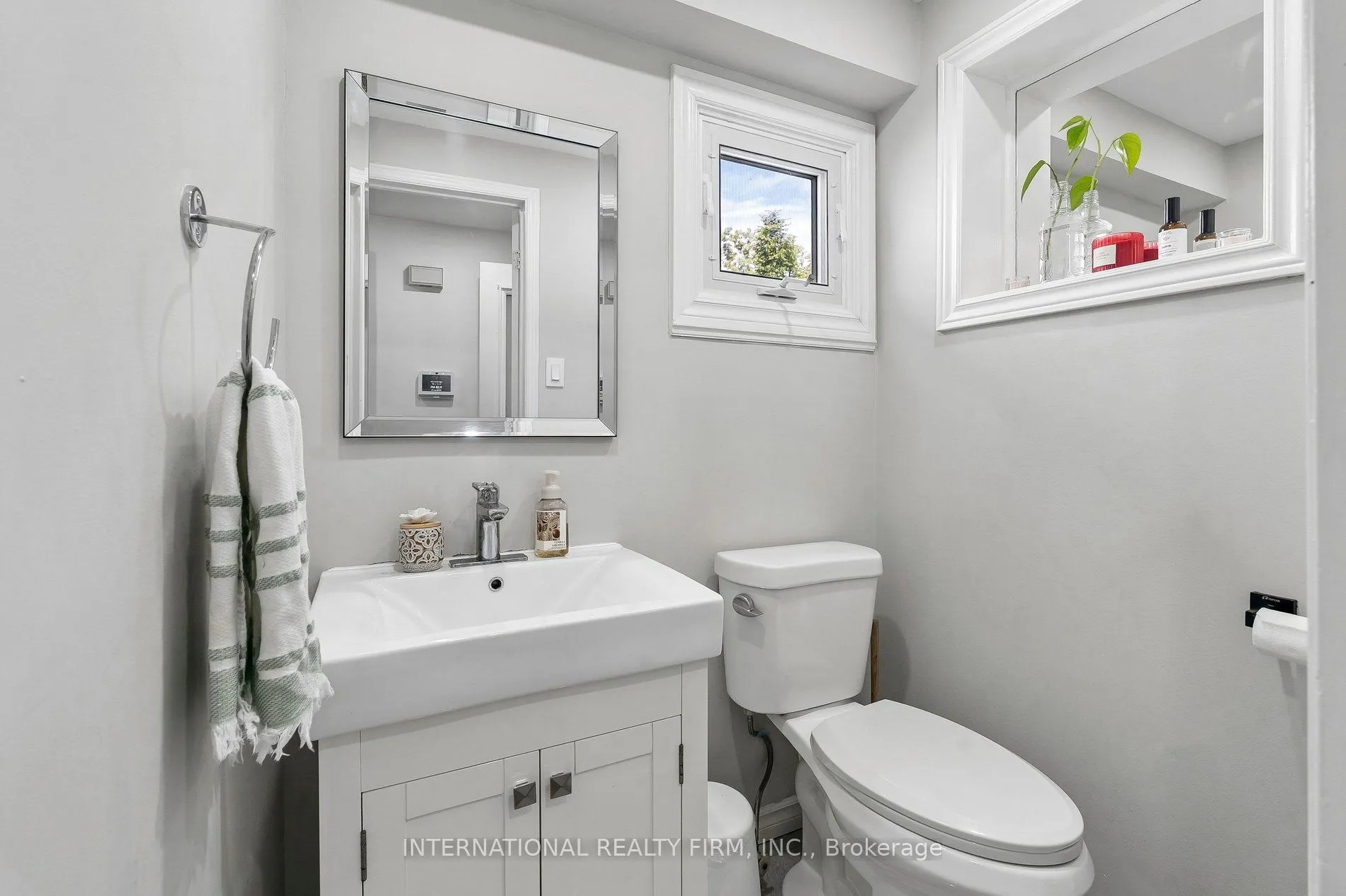 206 Hickling Trail