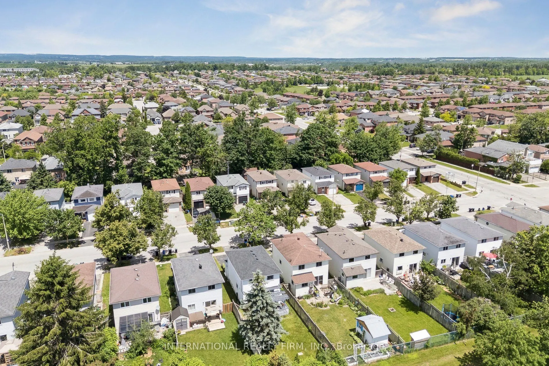 206 Hickling Trail
