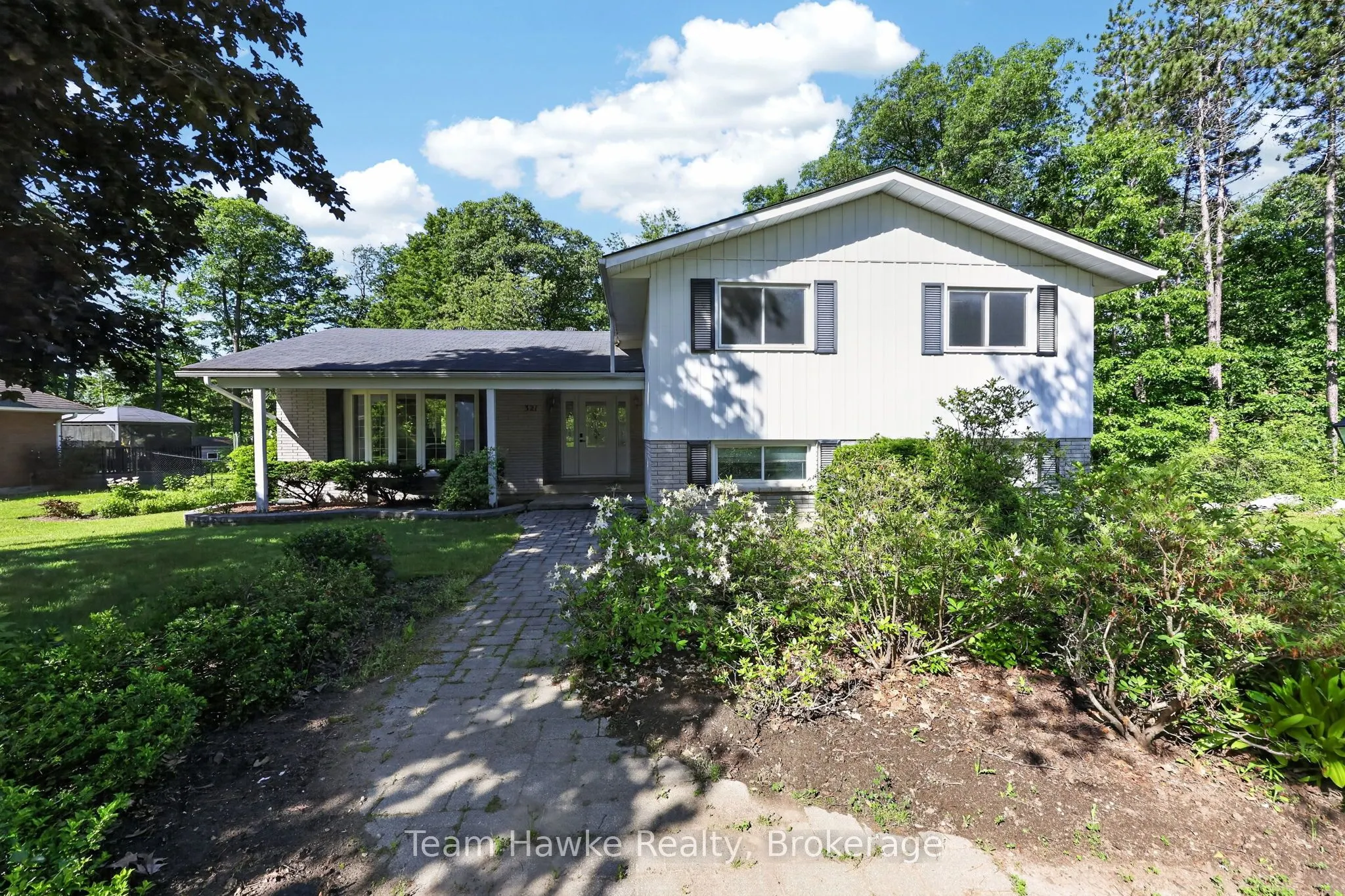 321 Glenbrook Drive