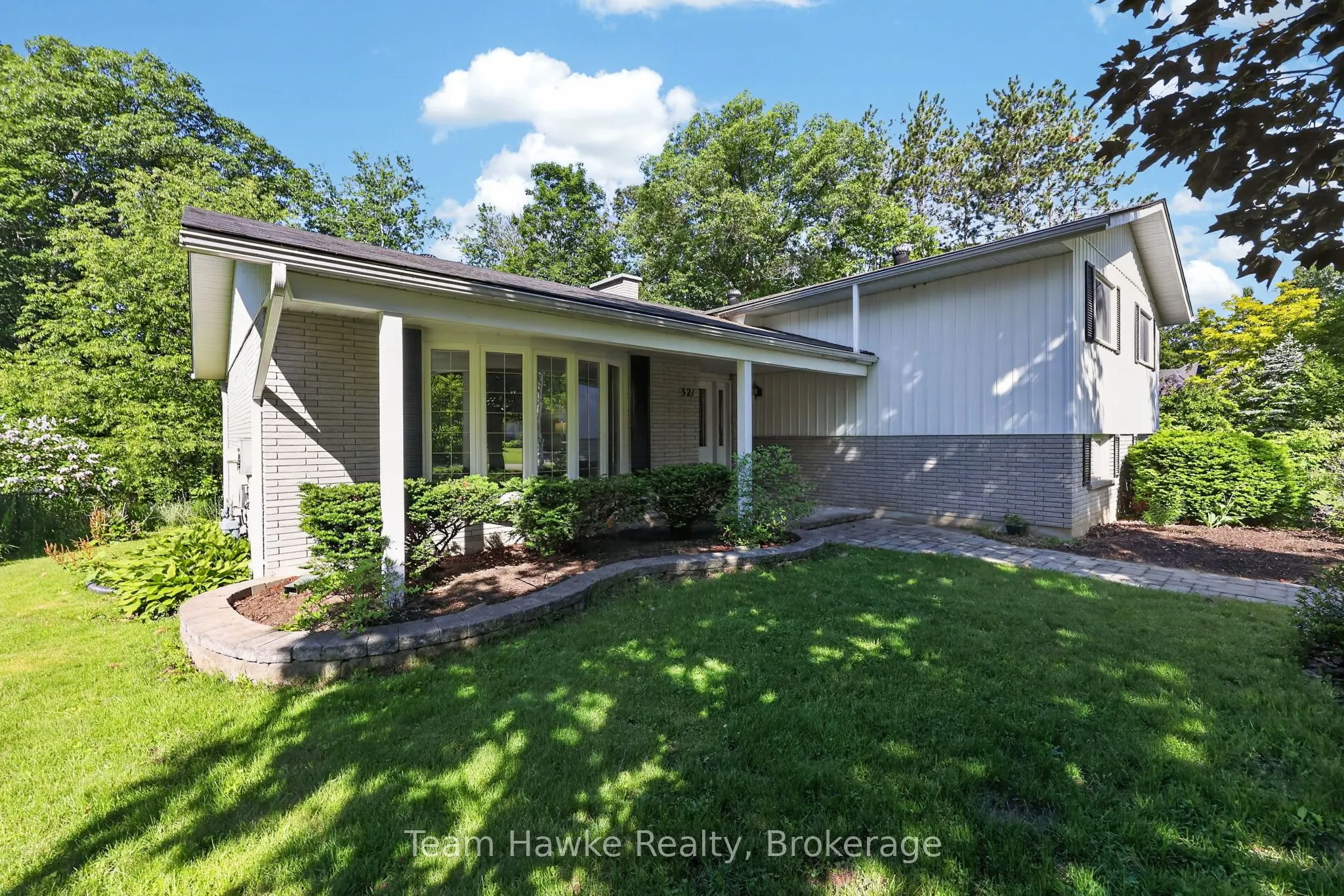 321 Glenbrook Drive