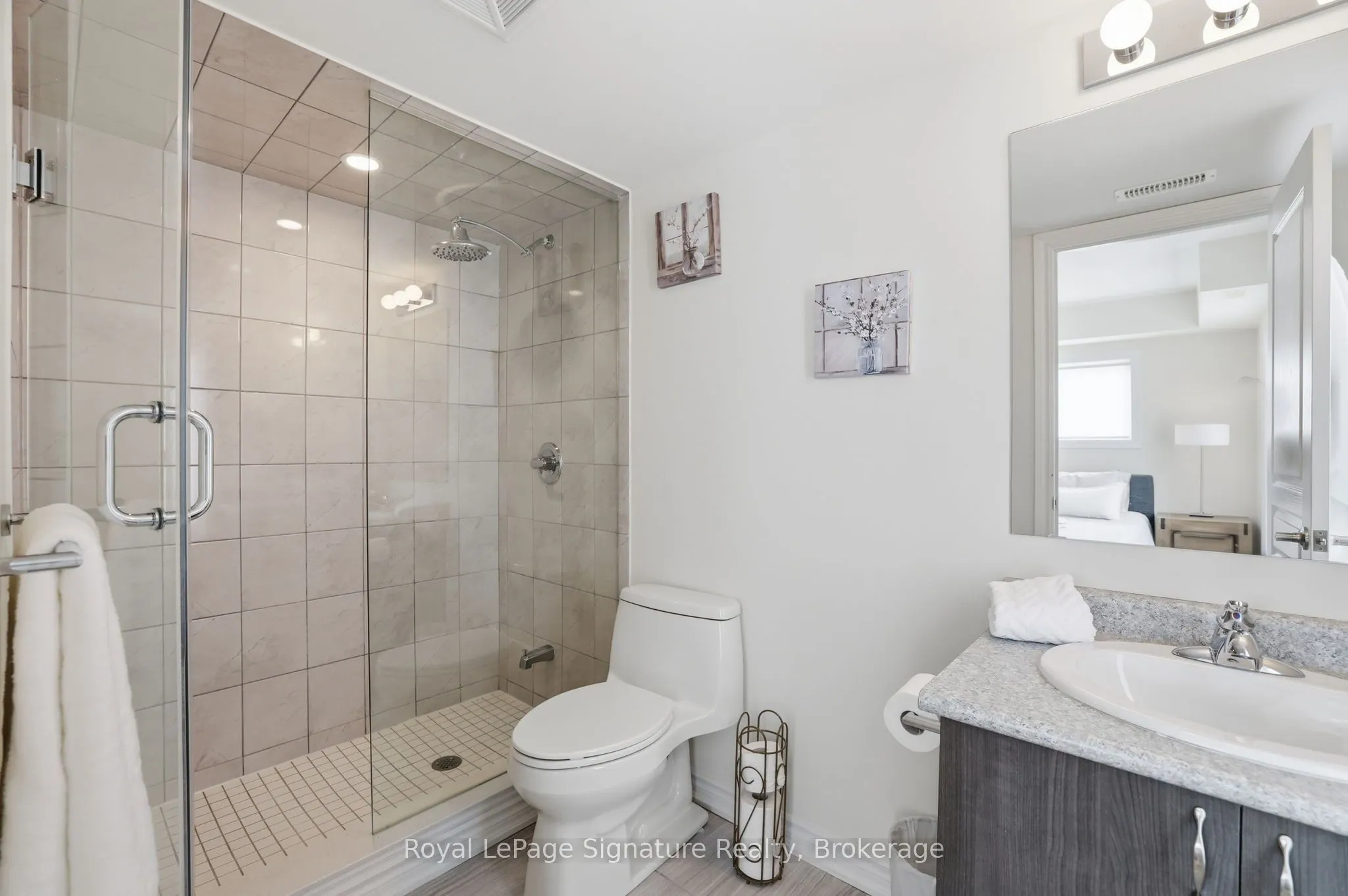 4 Anchorage Crescent #101