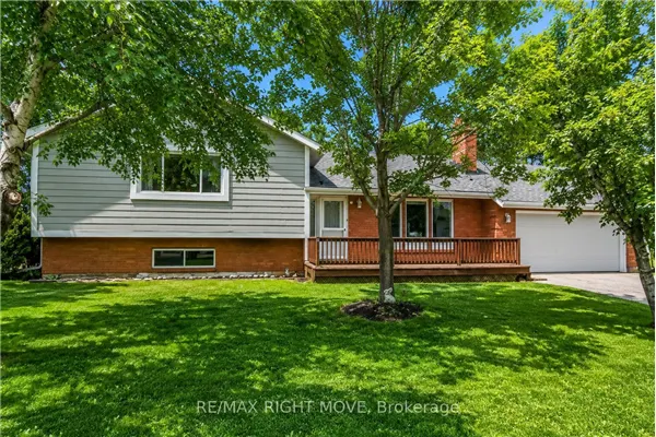 3811 Leo Crescent
