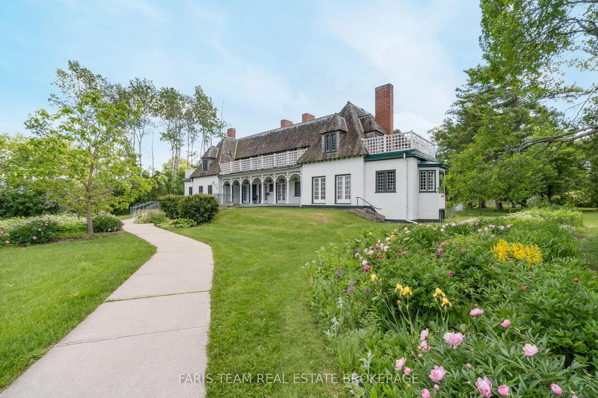 60 Museum Drive #518