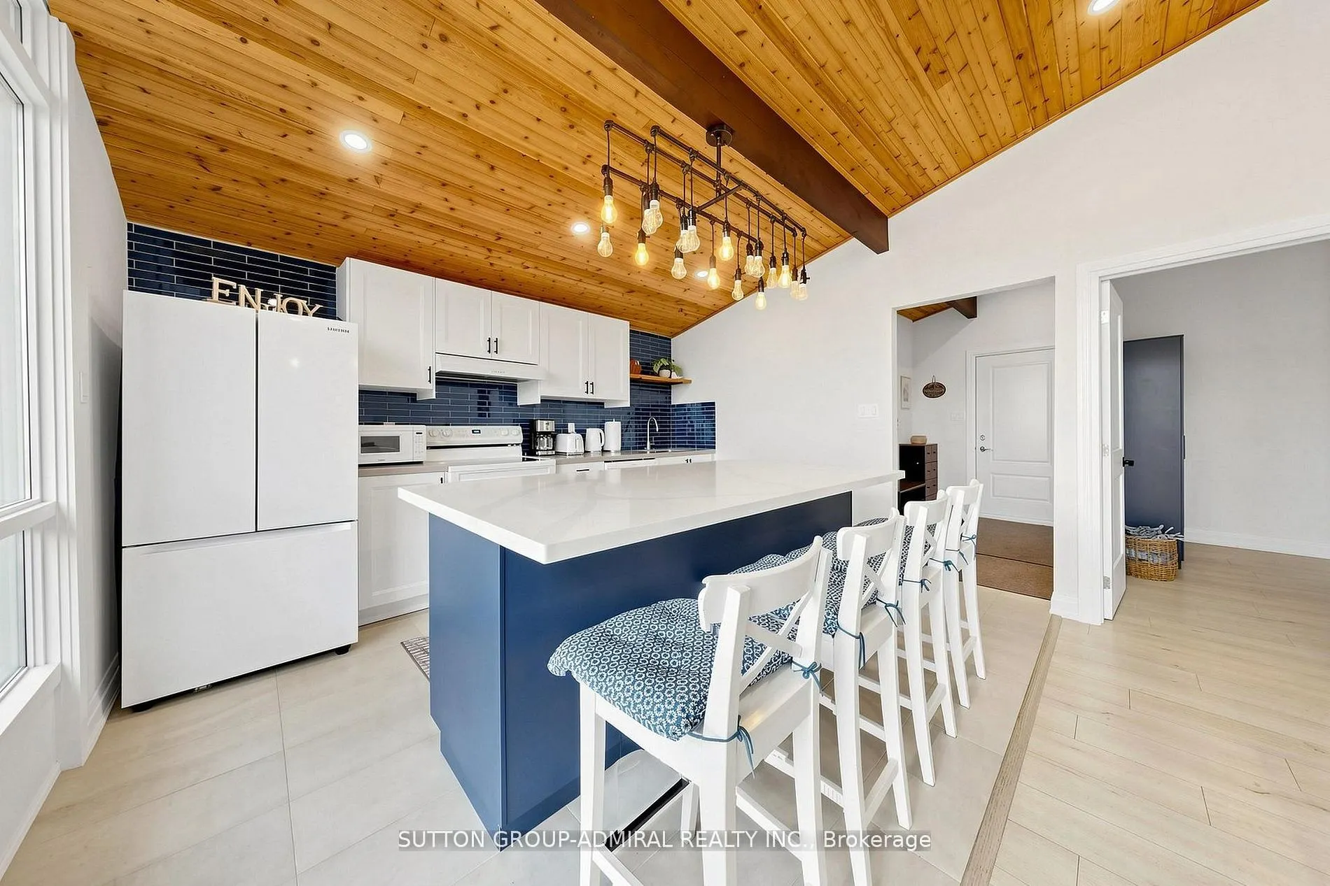 28 Timcourt Drive