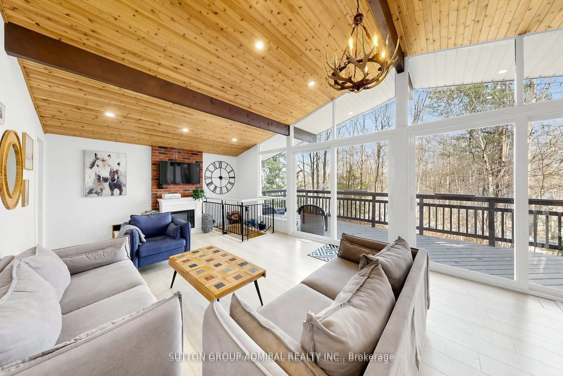 28 Timcourt Drive