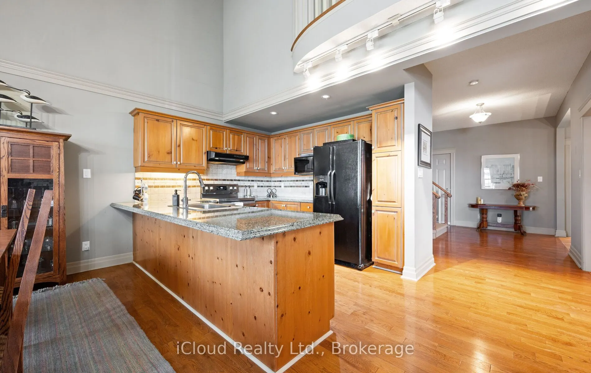104 Wycliffe Cove