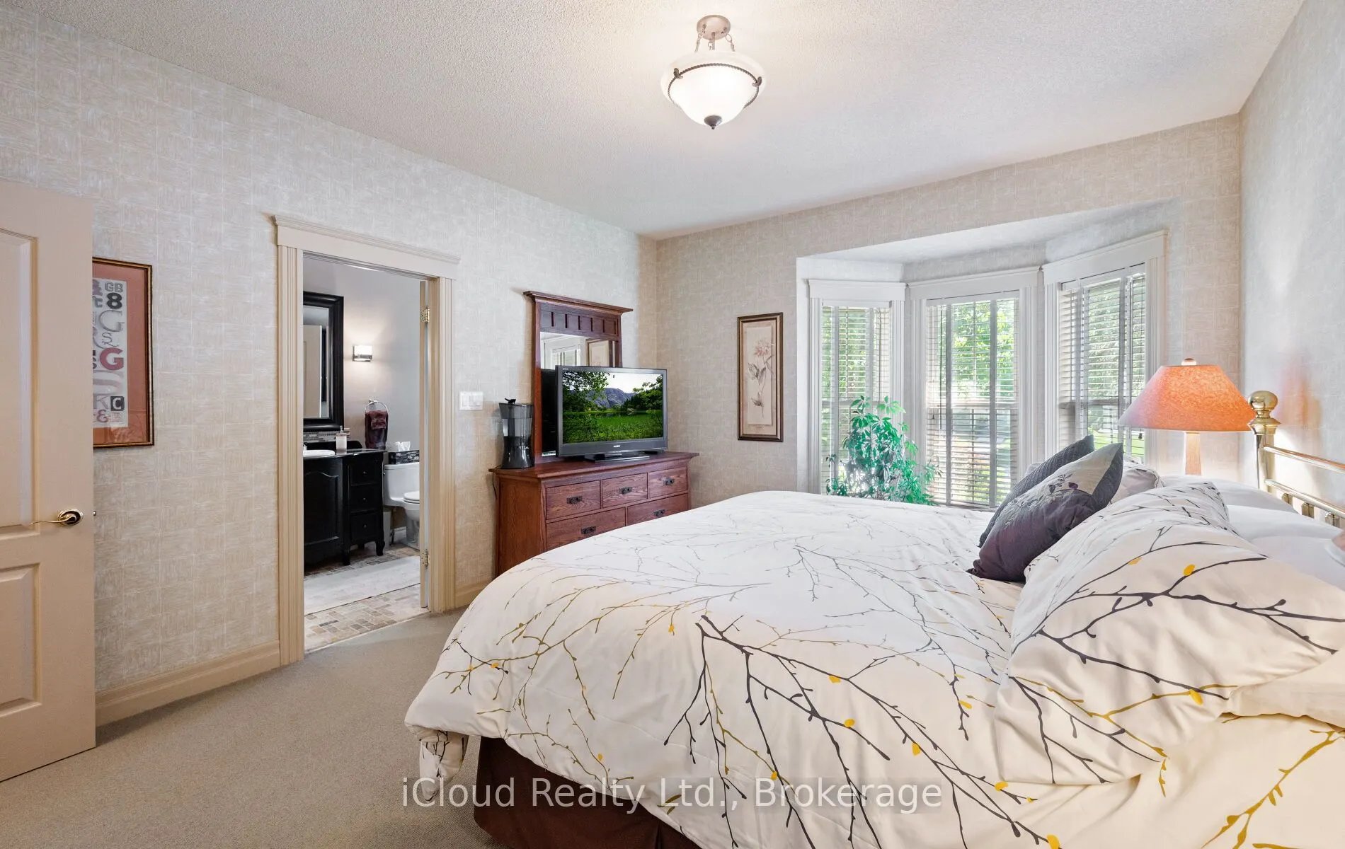 104 Wycliffe Cove