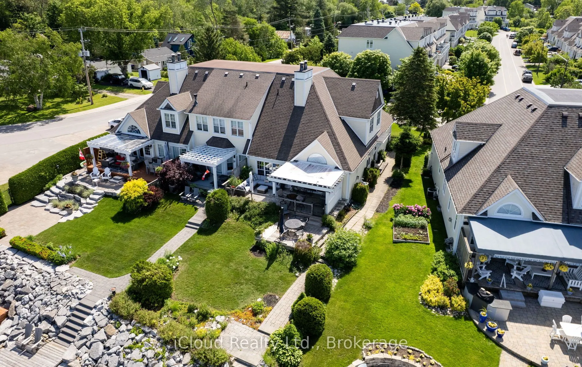 104 Wycliffe Cove