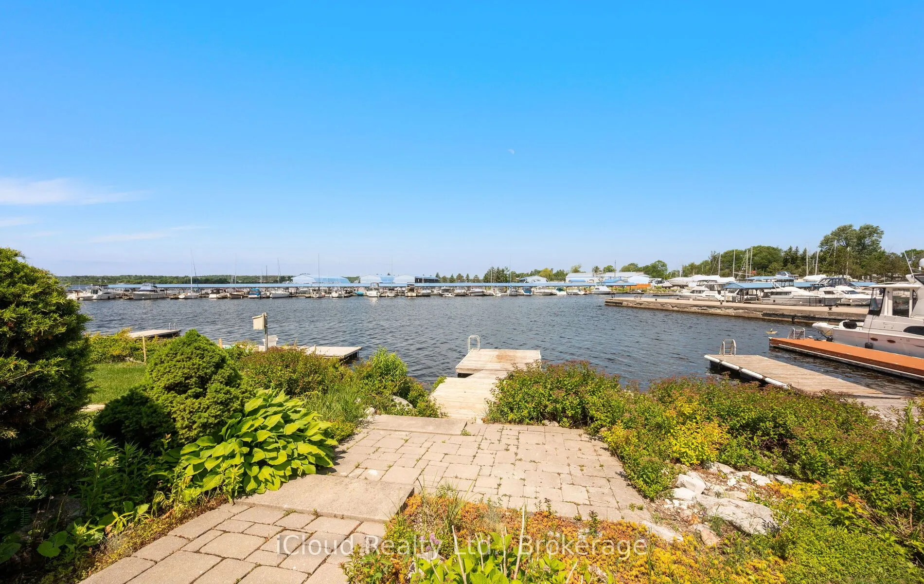 104 Wycliffe Cove