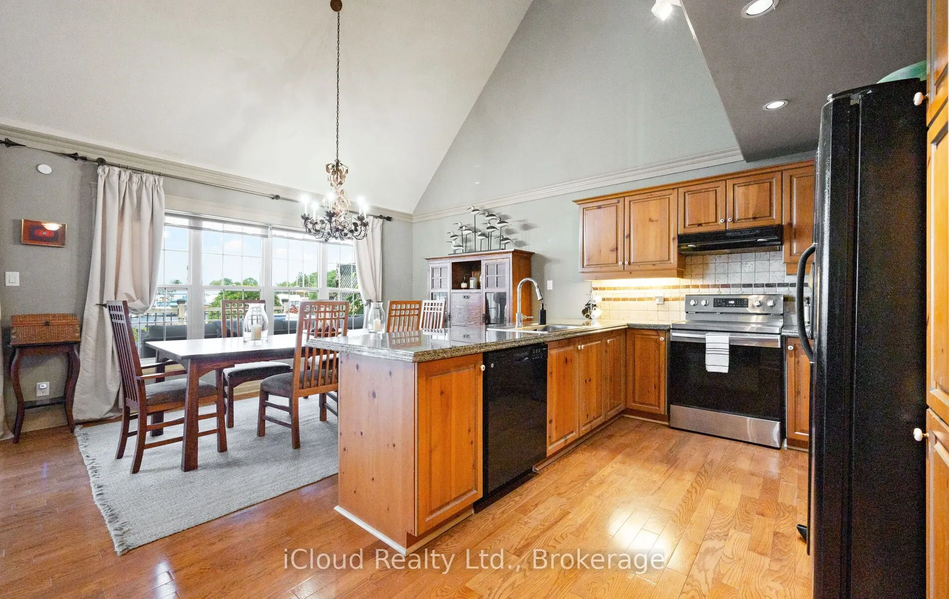 104 Wycliffe Cove