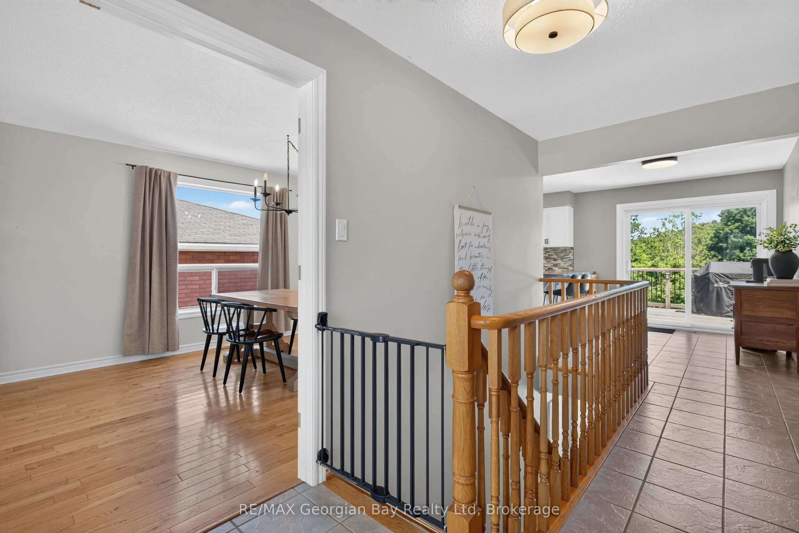 1005 Dina Crescent