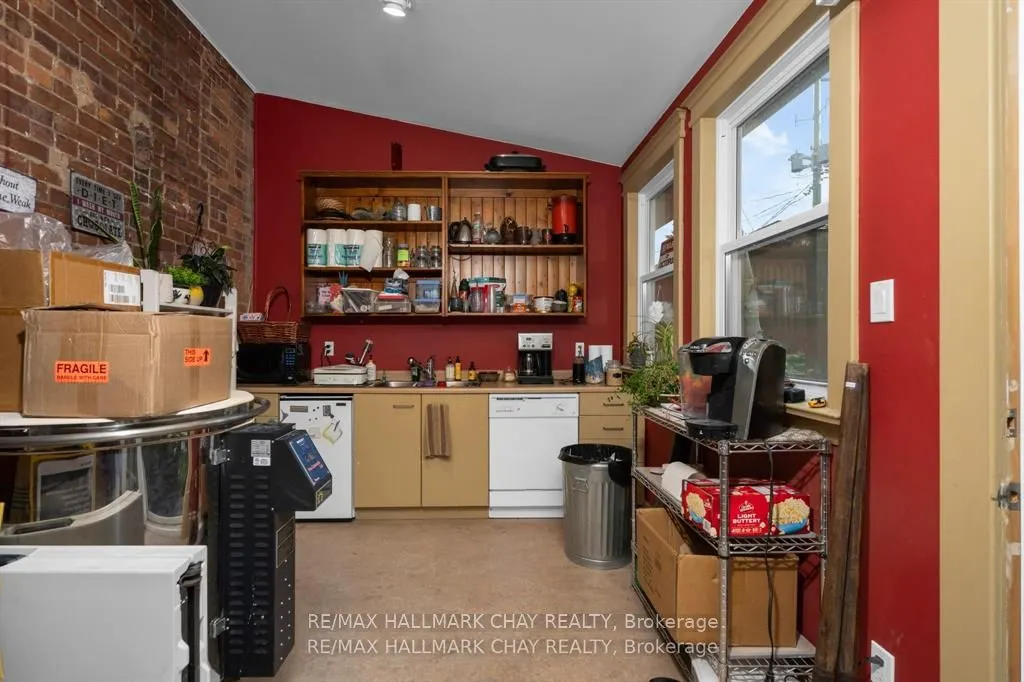 14 Coldwater Road