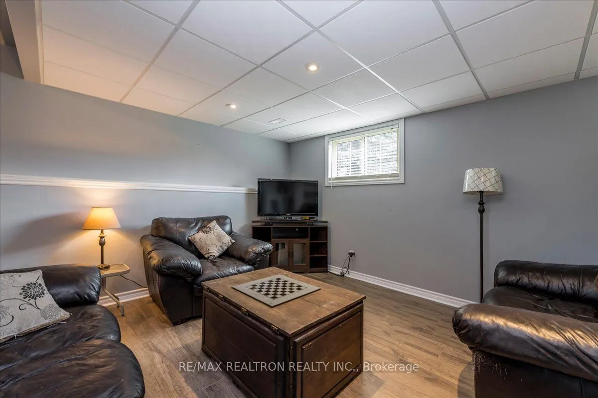4 Templeton Drive