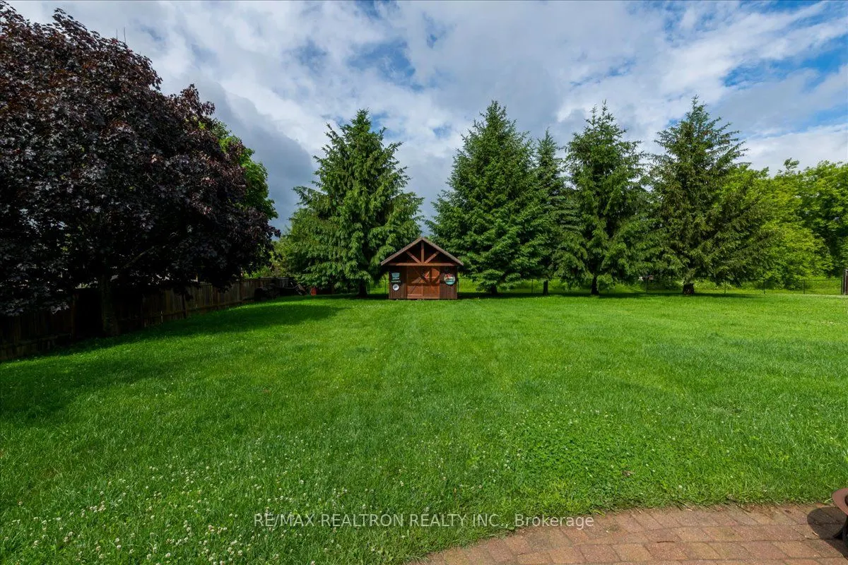 4 Templeton Drive