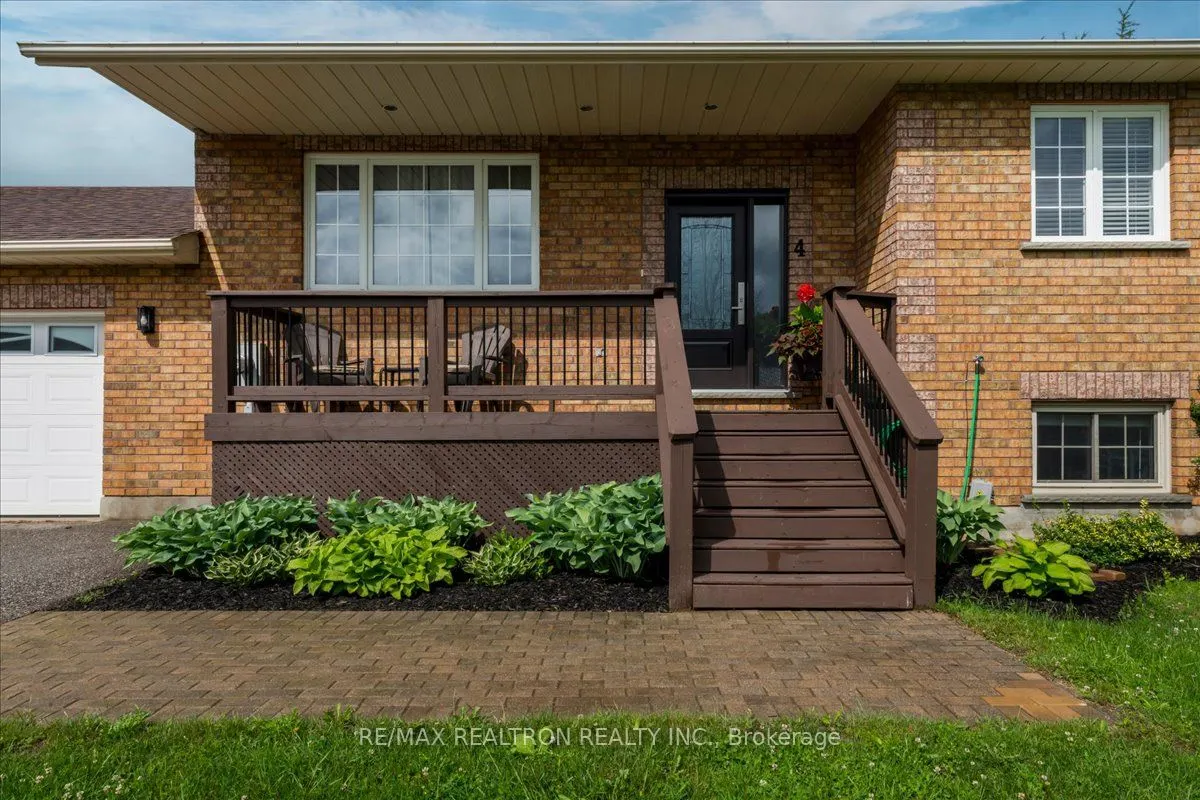 4 Templeton Drive