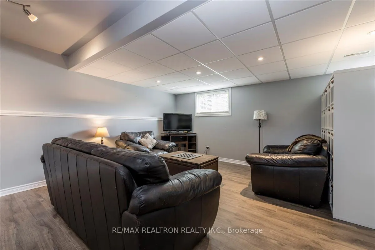 4 Templeton Drive