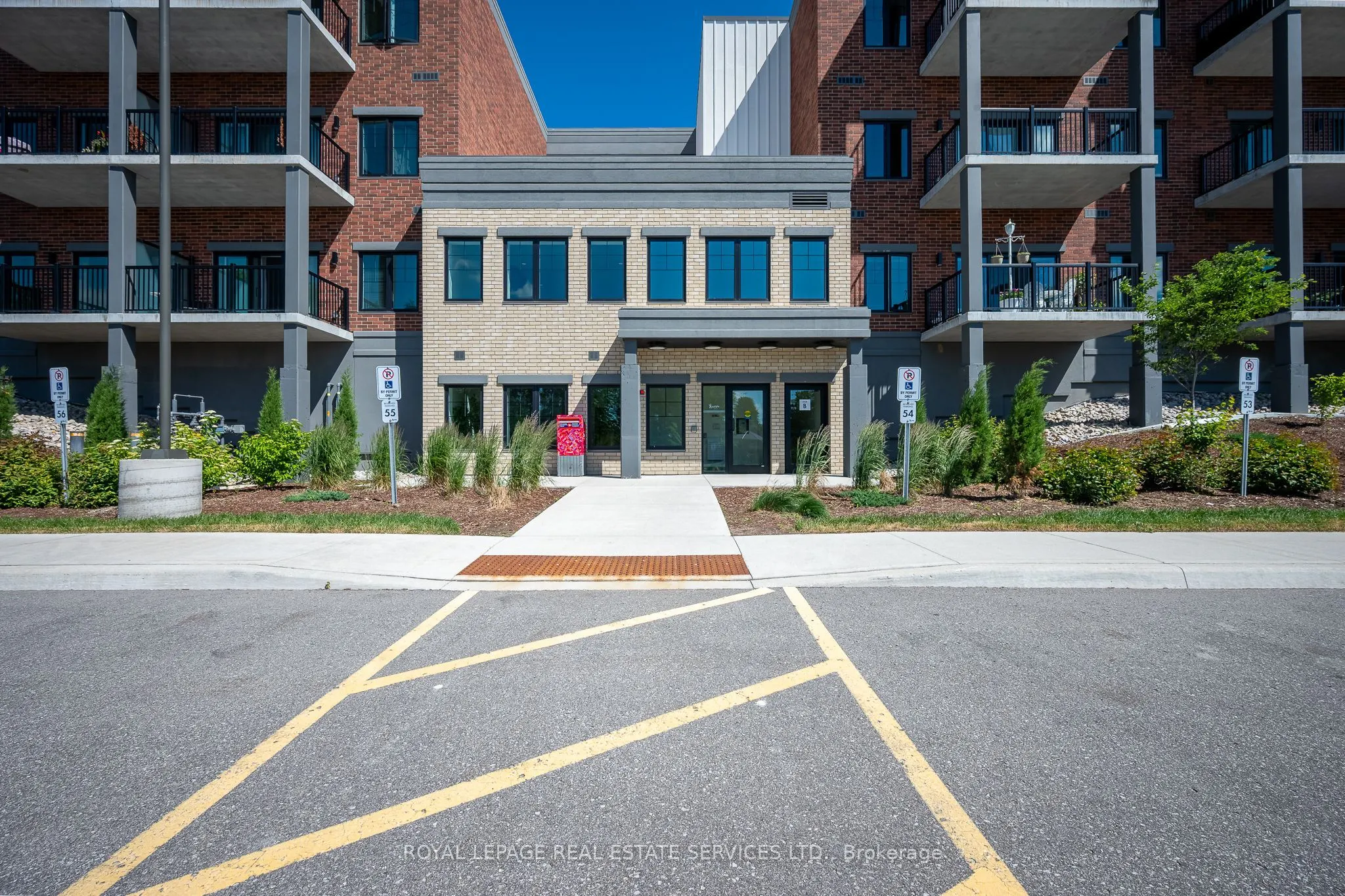 121 Mary Street #314