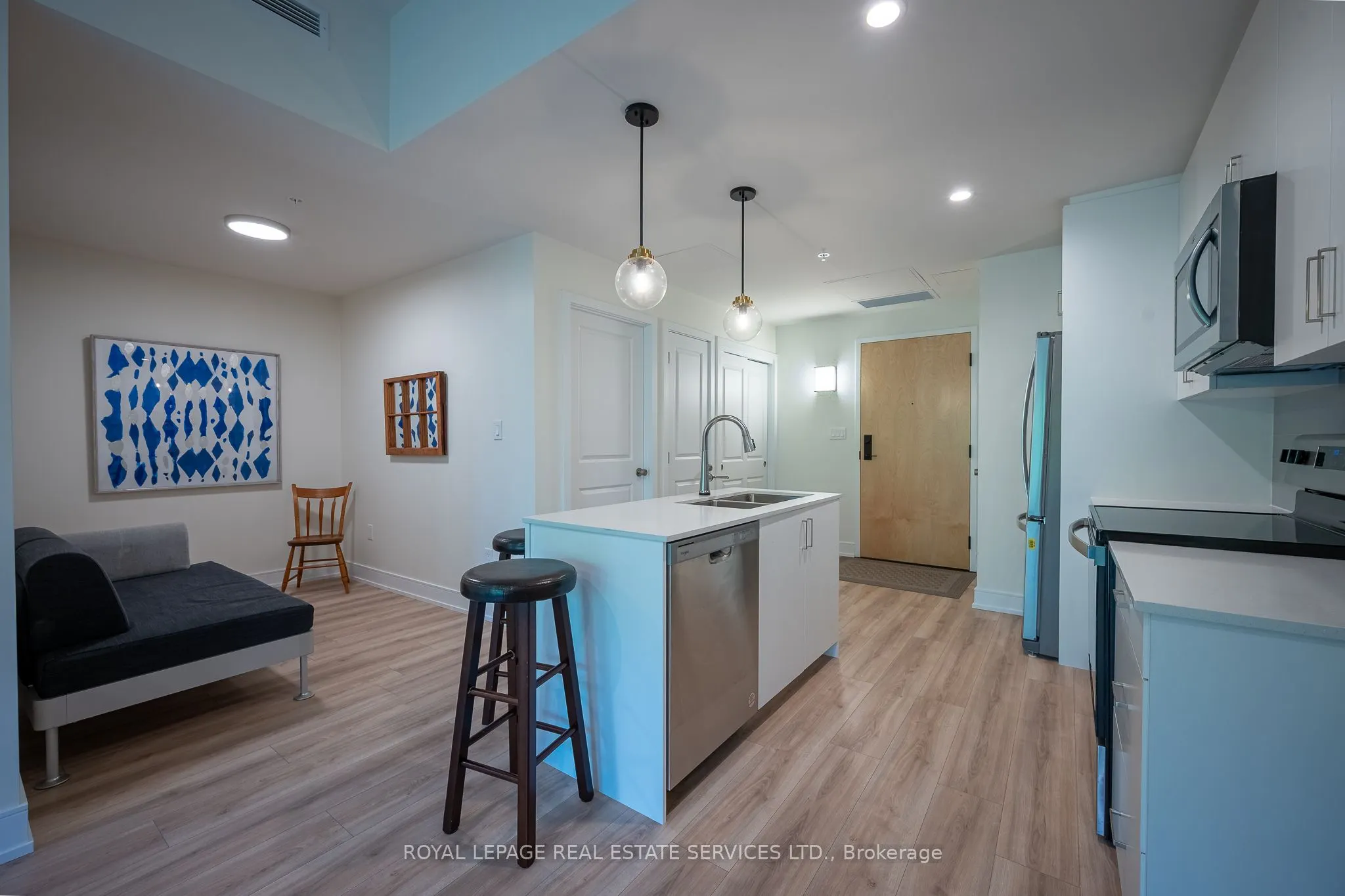 121 Mary Street #314