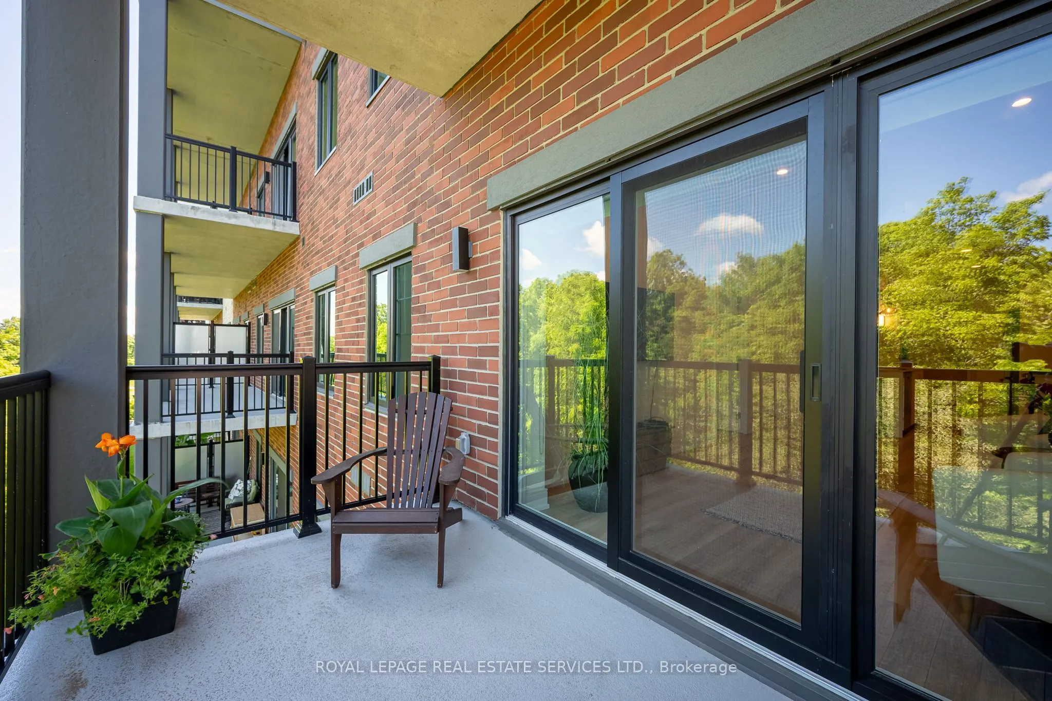 121 Mary Street #314