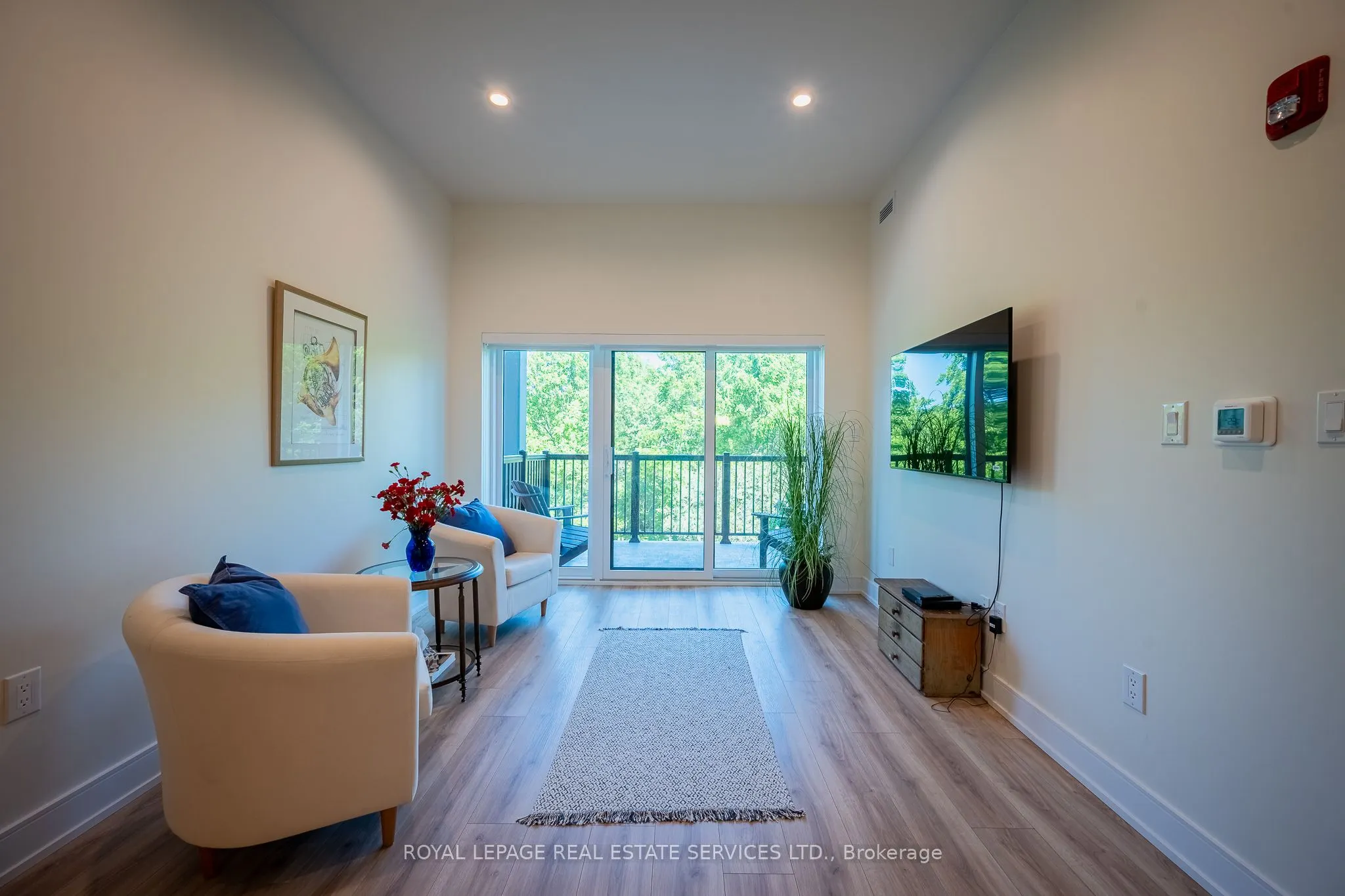 121 Mary Street #314