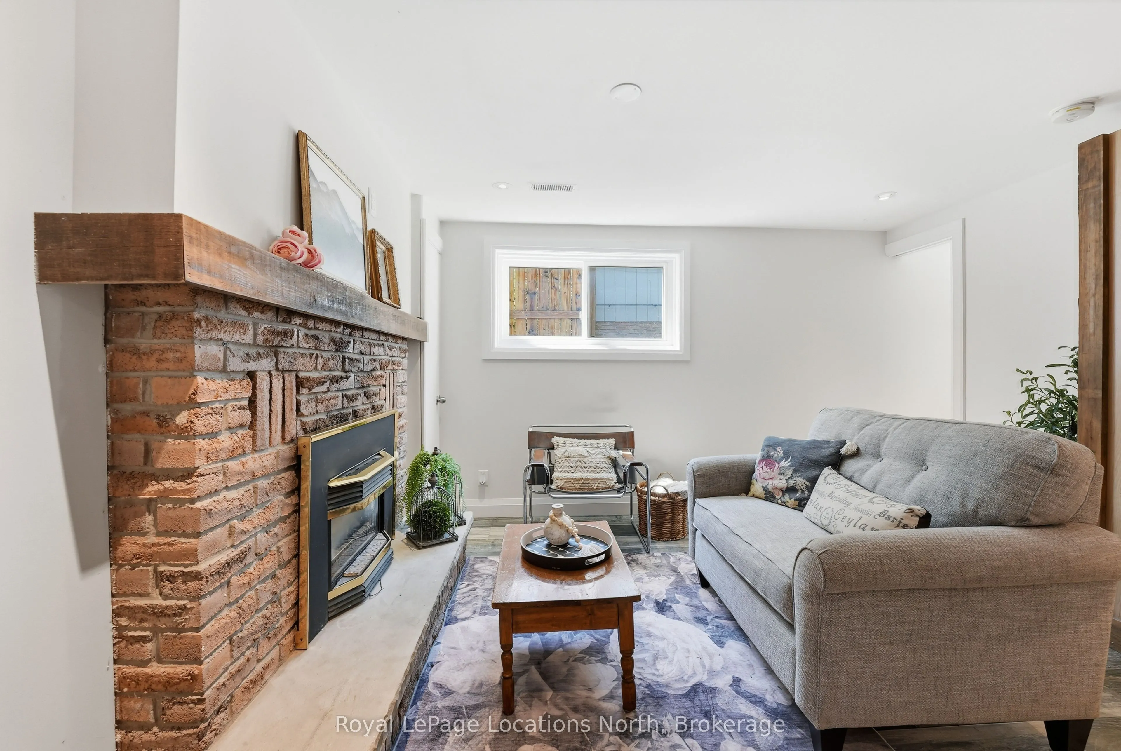 32 Courtice Crescent