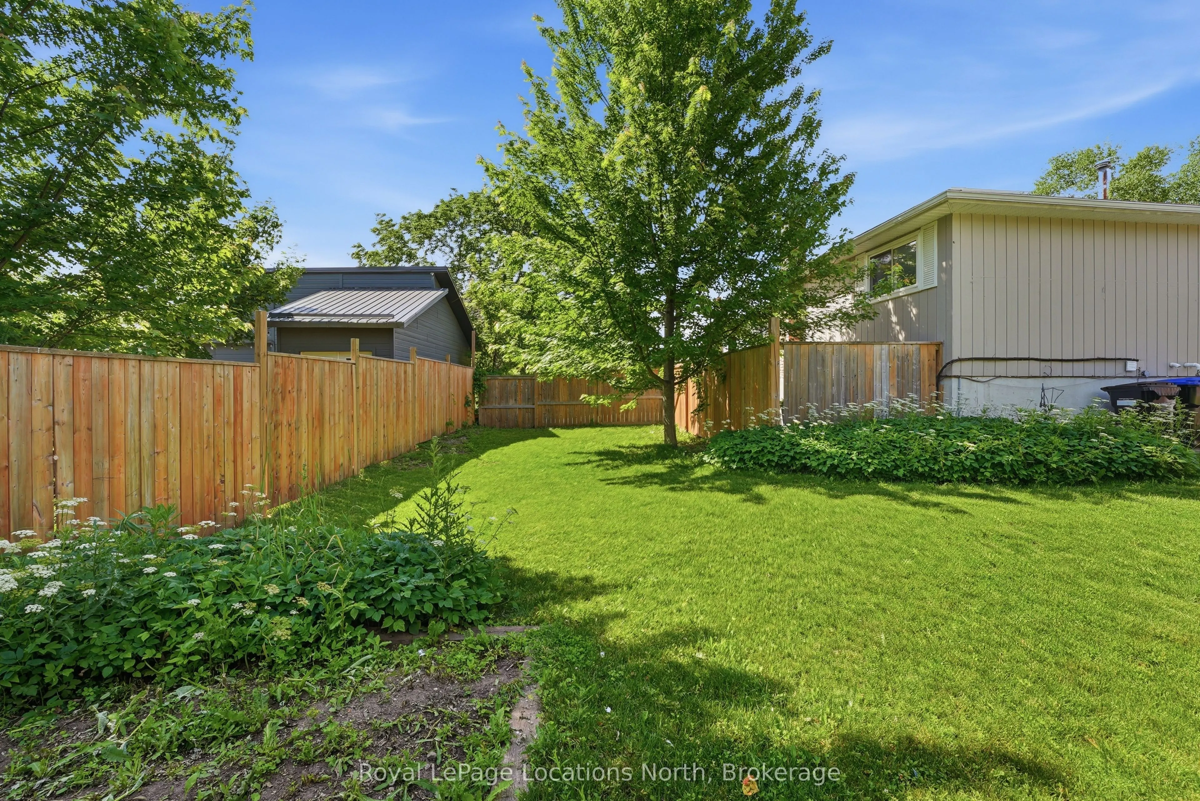 32 Courtice Crescent