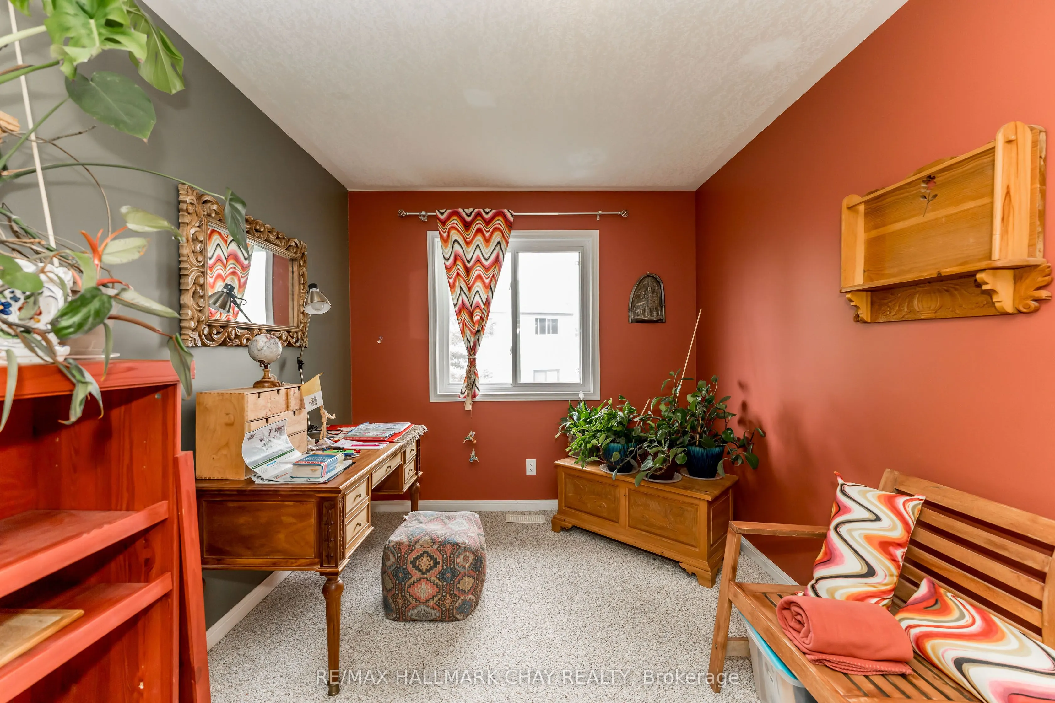 488 Yonge Street #9